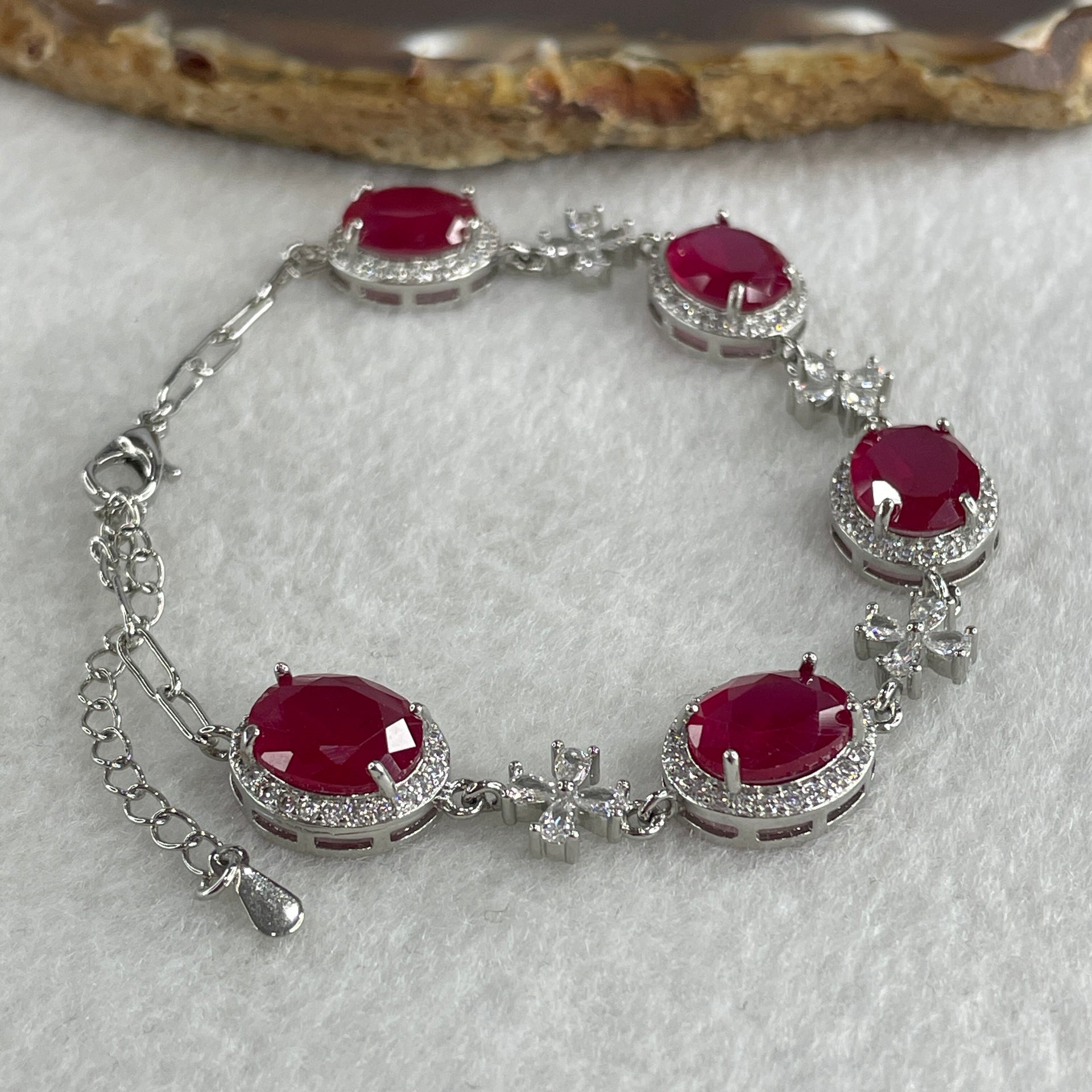 Certified Man Made Ruby Bracelet with Cubic Zirconia9.50g 10.0 by 8.0 by 3.0mm - Huangs Jadeite and Jewelry Pte Ltd