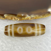 Natural Powerful Tibetan Agate 5 Eyes Dzi Bead Heavenly Master (Tian Zhu) 五眼天诛  9.74g 37.4 by 13.0 mm - Huangs Jadeite and Jewelry Pte Ltd