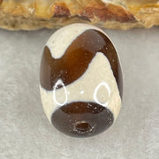 Natural Powerful Tibetan Old Oily Agate Tiger Tooth Daluo Dzi Bead Heavenly Master (Tian Zhu) 虎呀天诛 4.03g 17.0 by 12.4mm - Huangs Jadeite and Jewelry Pte Ltd