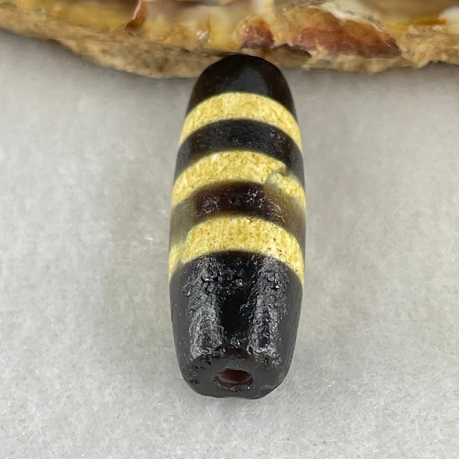 Natural Powerful Tibetan Old Oily Agate 3 Lines Dzi Bead Heavenly Master (Tian Zhu) 三行天诛 5.04g 29.0 by 10.5mm - Huangs Jadeite and Jewelry Pte Ltd