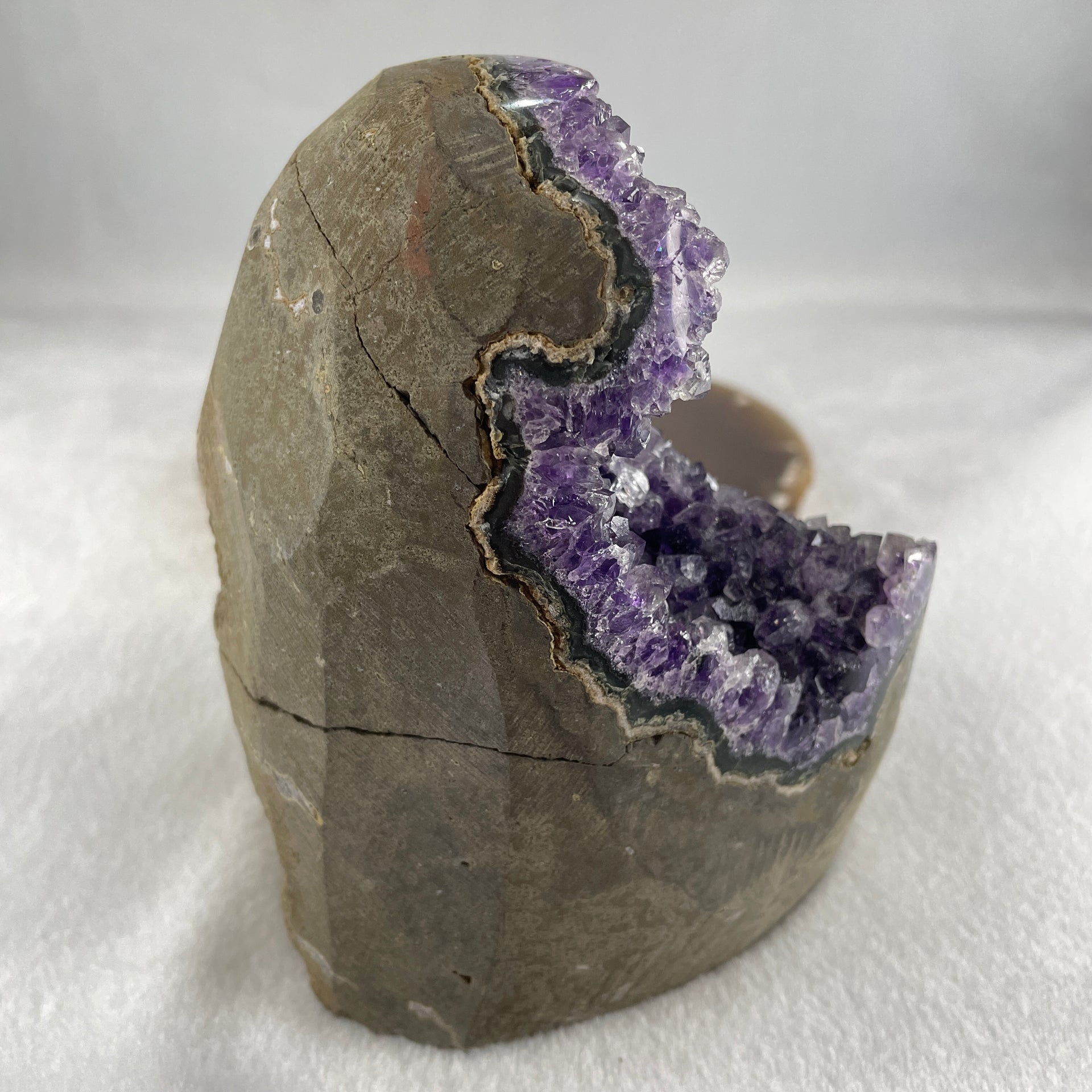 Natural Amethyst Rough Rectangular Shaped Display 1650.5g 100.0 by 104.5 by 126.0mm - Huangs Jadeite and Jewelry Pte Ltd