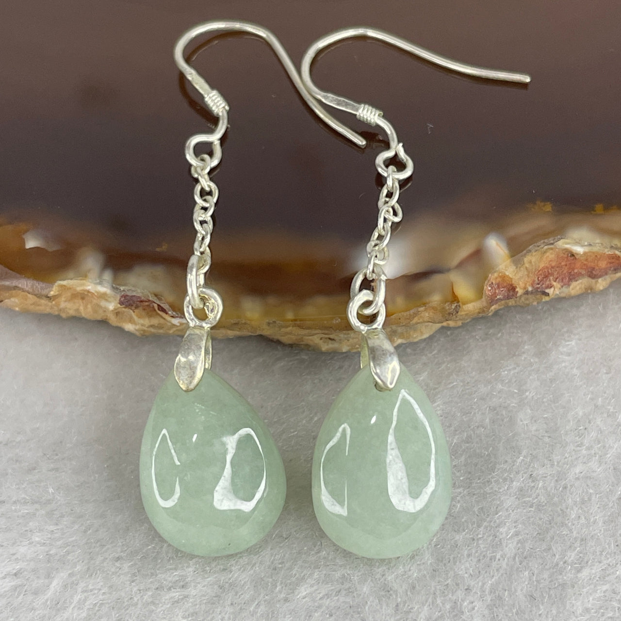 Natural Type A Light Green Jadeite Earrings | S925 Sterling Silver Teardrop Dangling Drop Earrings (4.16g 14.8x10.6x6.4mm)