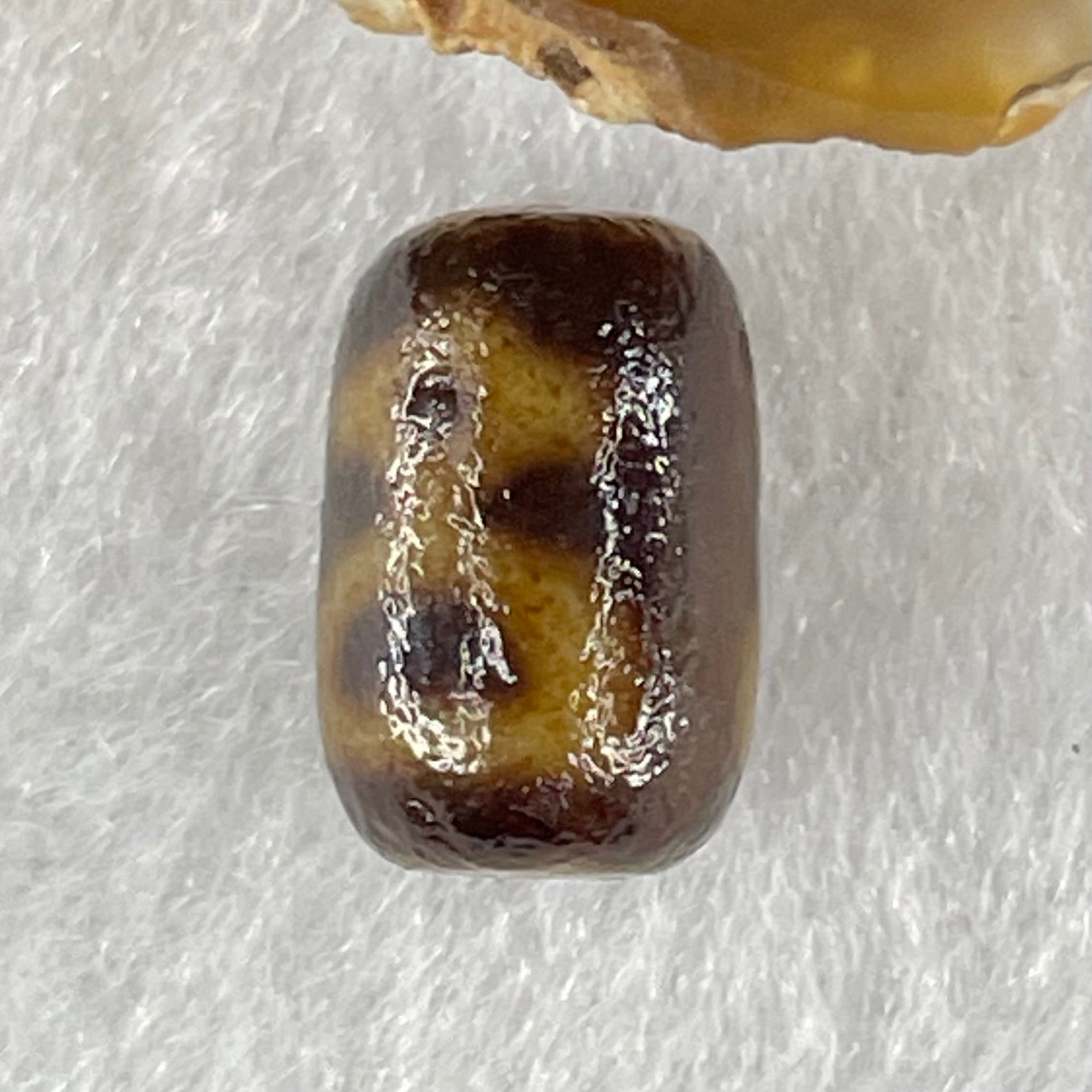 Natural Powerful Tibetan Old Oily Agate Double Cai Shen God of Fortune Dzi Bead Heavenly Master (Tian Zhu) 双财神爷天珠 1.59g 12.9 by 8.5mm - Huangs Jadeite and Jewelry Pte Ltd