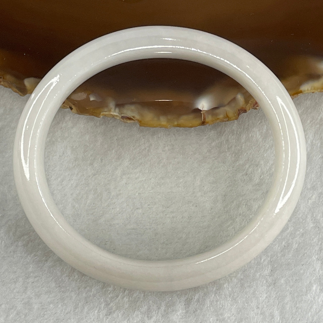 Certified Type A White to Colorless Jadeite Oval Bangle Internal Diameter 53.4mm 40.46g 12.6 by 7.0mm ( Slight Internal Lines )