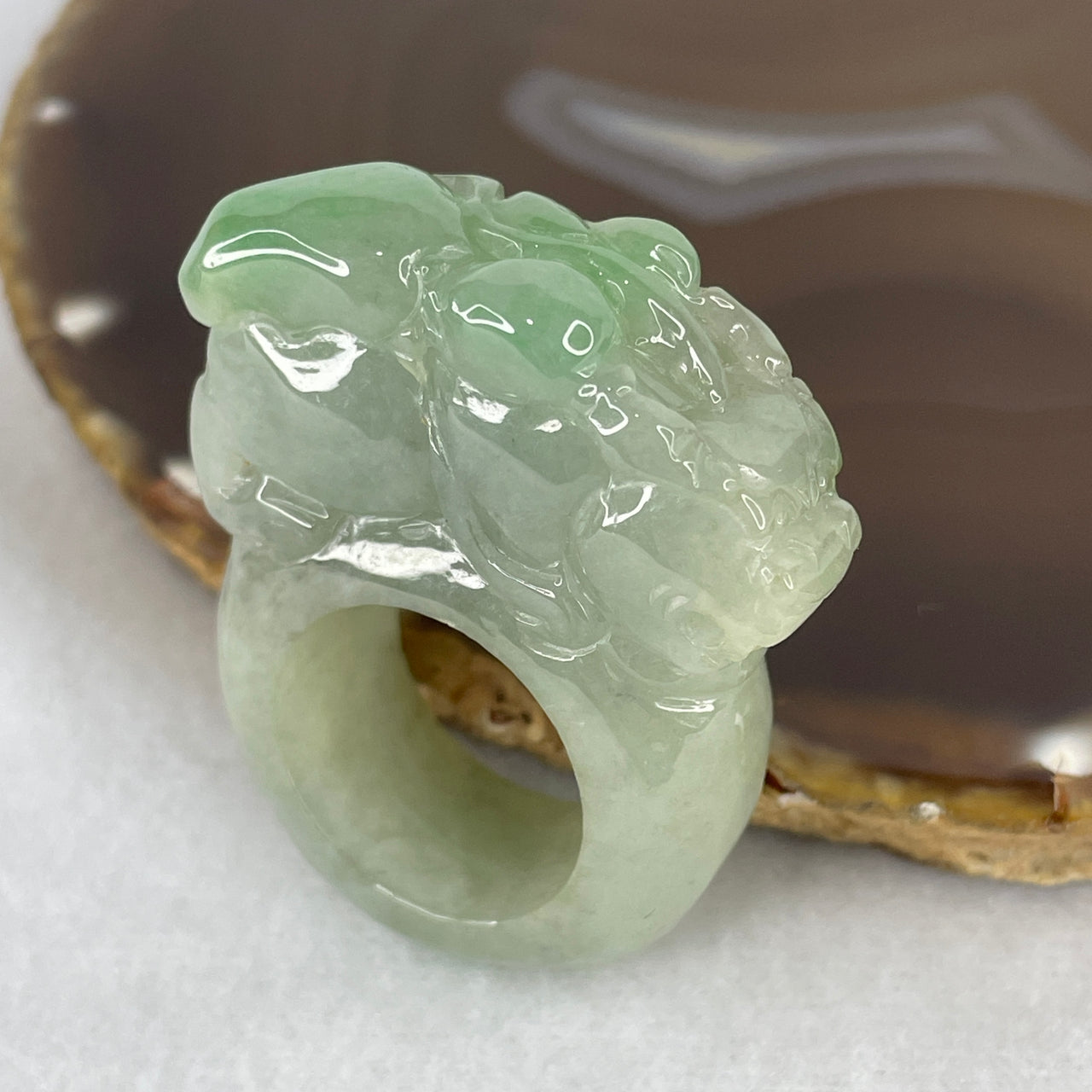 Natural Type A Light Green & Green Piao Hua Jadeite Pixiu Thumb Ring | 100% Untreated Ban Zhi Wealth Ring | Executive Fei Cui Jade Statement Ring (44.02g | US 10 / HK 22.4 | 23.0 × 15.5mm)