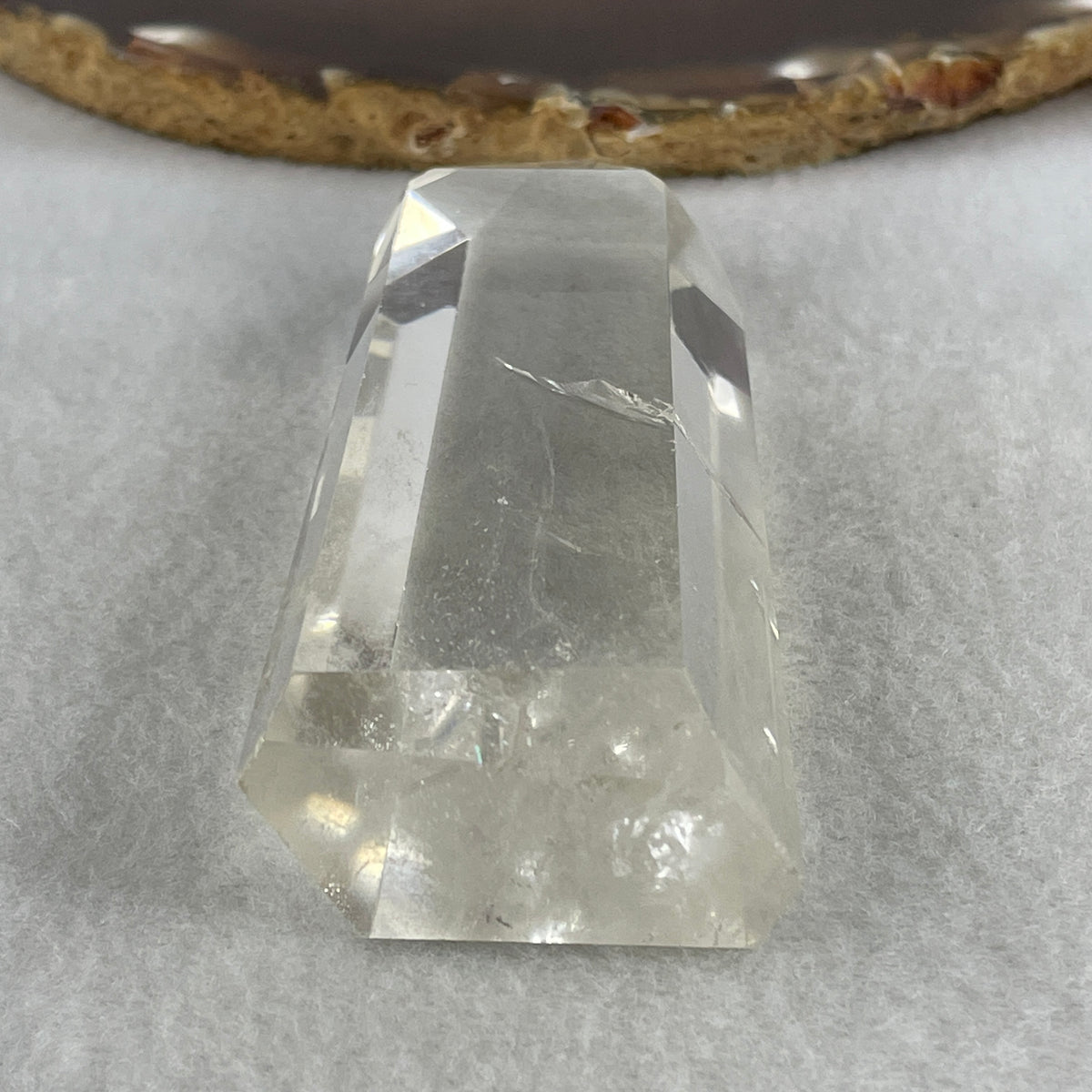 Good Grade Natural Clear Quartz Tower Display | (102.30g | 89.2 x 34.7 x 20.2mm | Healing Catalyst, "King of Crystals" Energy Focus & Space Purifier Tower, Feng Shui Energy Generator Catalyst)