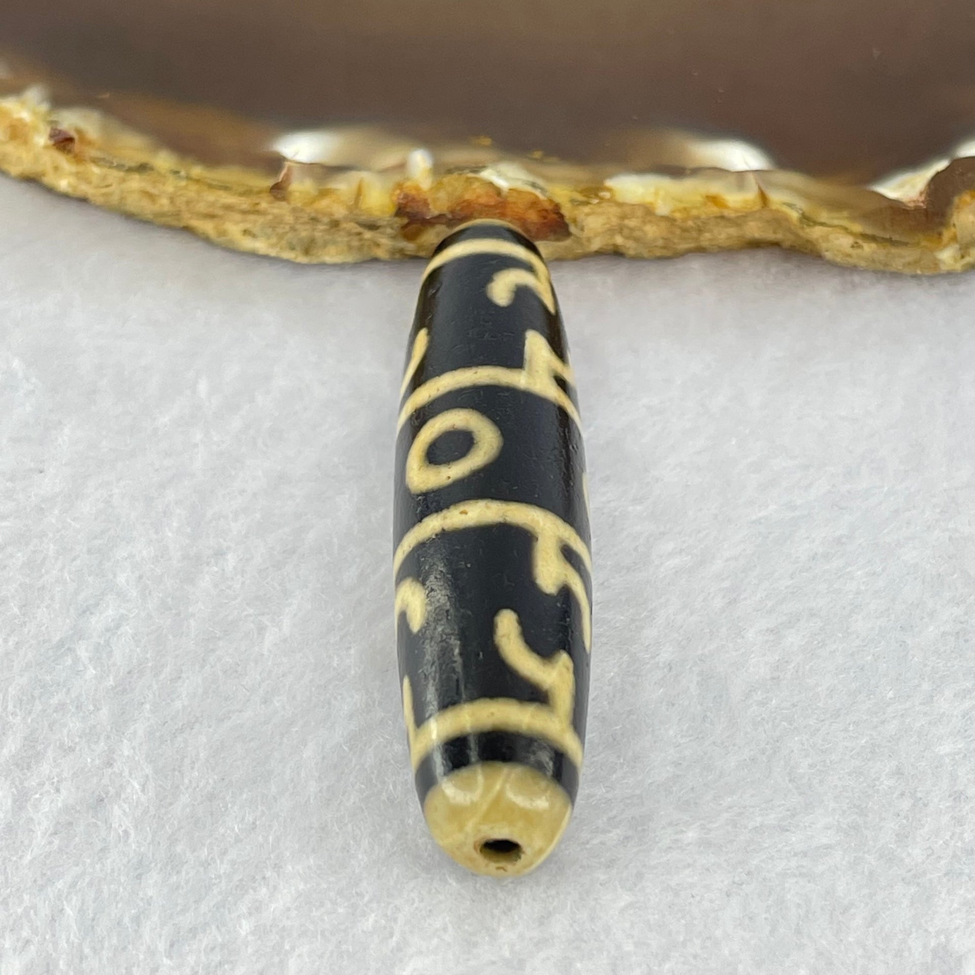 Natural Powerful Tibetan Old Oily Agate 3 Eyed Dharma Vajra Dzi Bead Heavenly Master (Tian Zhu) 三眼金刚杵天珠 15.29g 58.0 by 13.5mm - Huangs Jadeite and Jewelry Pte Ltd