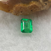 Natural Colombia Green Emerald (Beryl) Cut-Cornered Rectangular step cut 0.52ct 6.1 by 4.6 by 2.5mm - Huangs Jadeite and Jewelry Pte Ltd