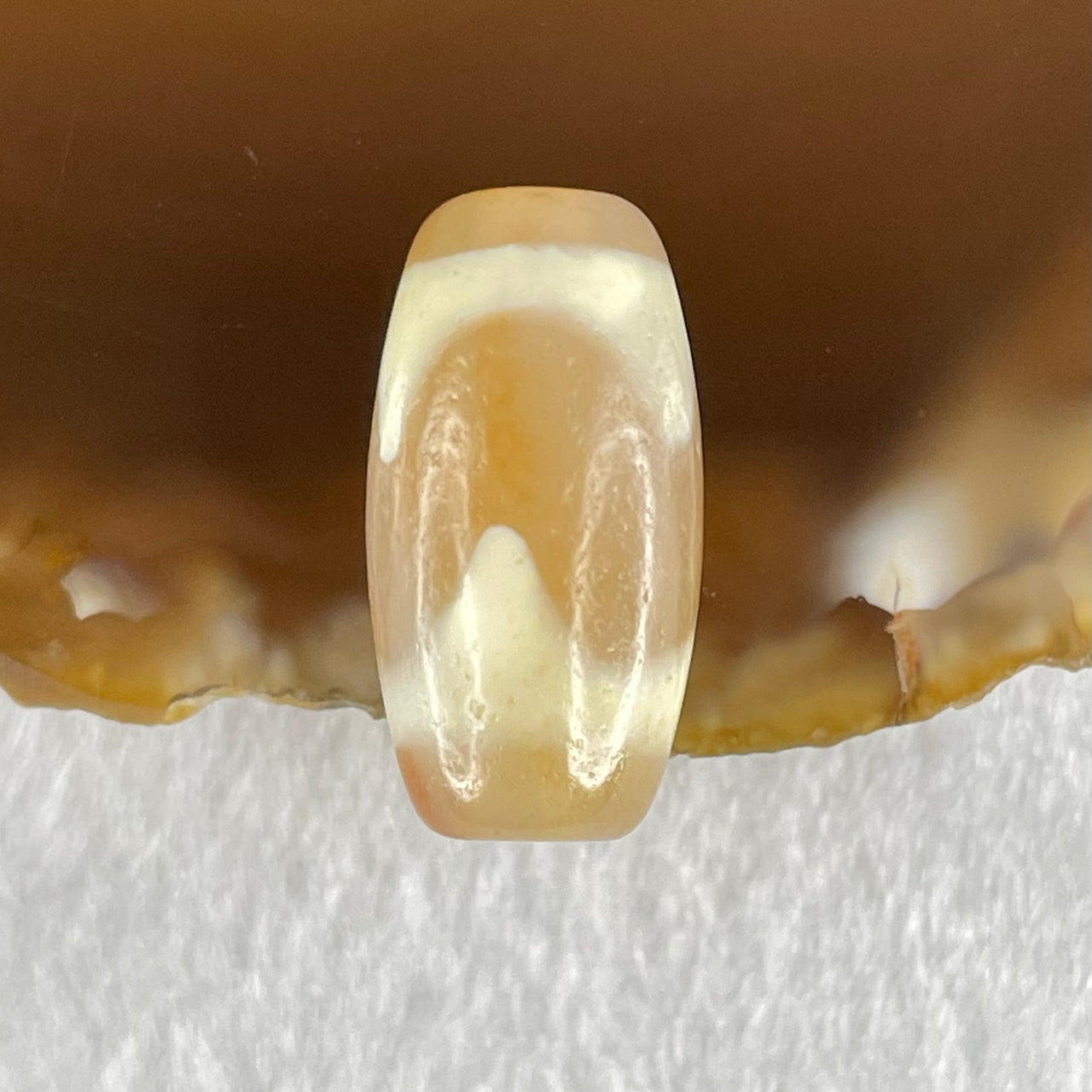 Natural Powerful Tibetan Old Oily Agate Tiger Tooth Daluo Dzi Bead Heavenly Master (Tian Zhu) 虎呀天诛 3.28g 20.1 by 10.4mm - Huangs Jadeite and Jewelry Pte Ltd