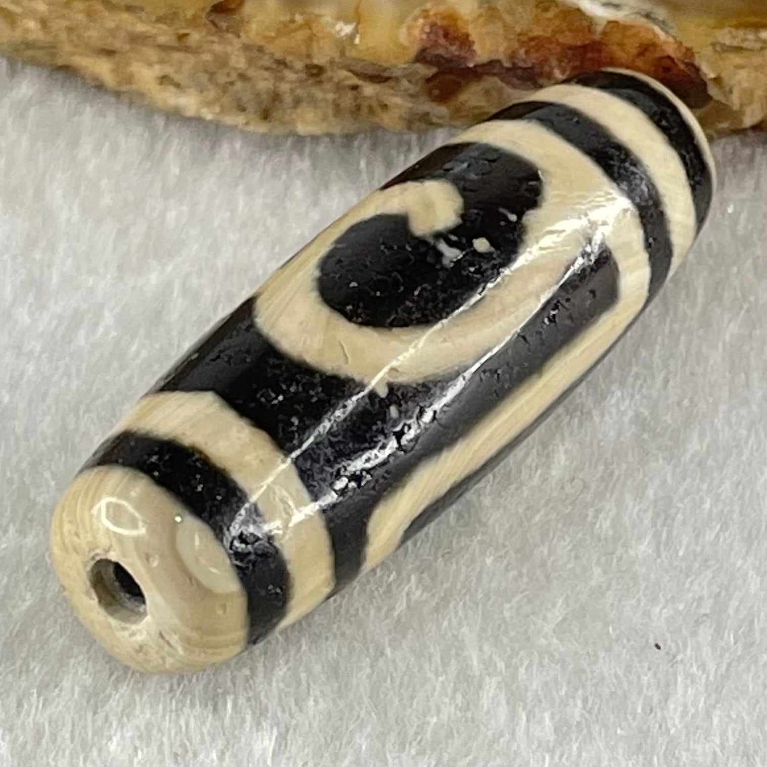 Natural Powerful Tibetan Old Oily Agate Double Du Mu Dzi Bead Heavenly Master (Tian Zhu) 9.15g 37.2 by 12.4mm - Huangs Jadeite and Jewelry Pte Ltd