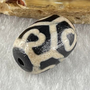 Natural Powerful Tibetan Old Oily Agate Tortoise Shell 6 Hearts Dzi Bead Heavenly Master (Tian Zhu) 龟壳六心天珠 2.18g 13.9 by 9.9mm - Huangs Jadeite and Jewelry Pte Ltd