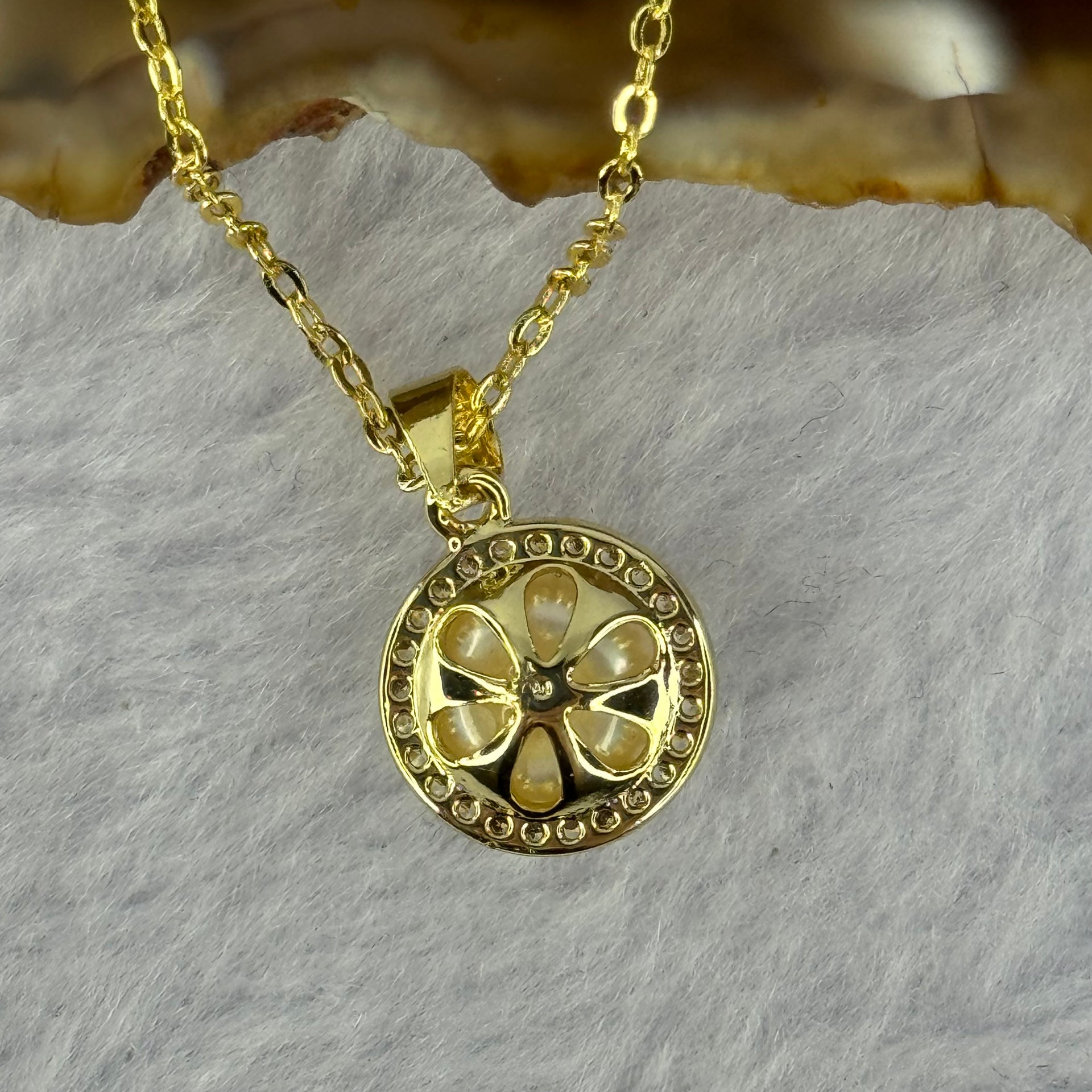 Natural Pearl in Sliver Gold Color Necklace 太阳珍珠项链 3.13g 8.4mm - Huangs Jadeite and Jewelry Pte Ltd