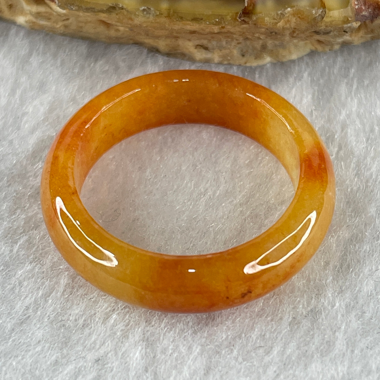 Certified Type A Red Jadeite Rings 2.60g 5.3 by 2.9mm US 6.7 HK14.9 (Very Very Slight Internal Line) ( Burned)