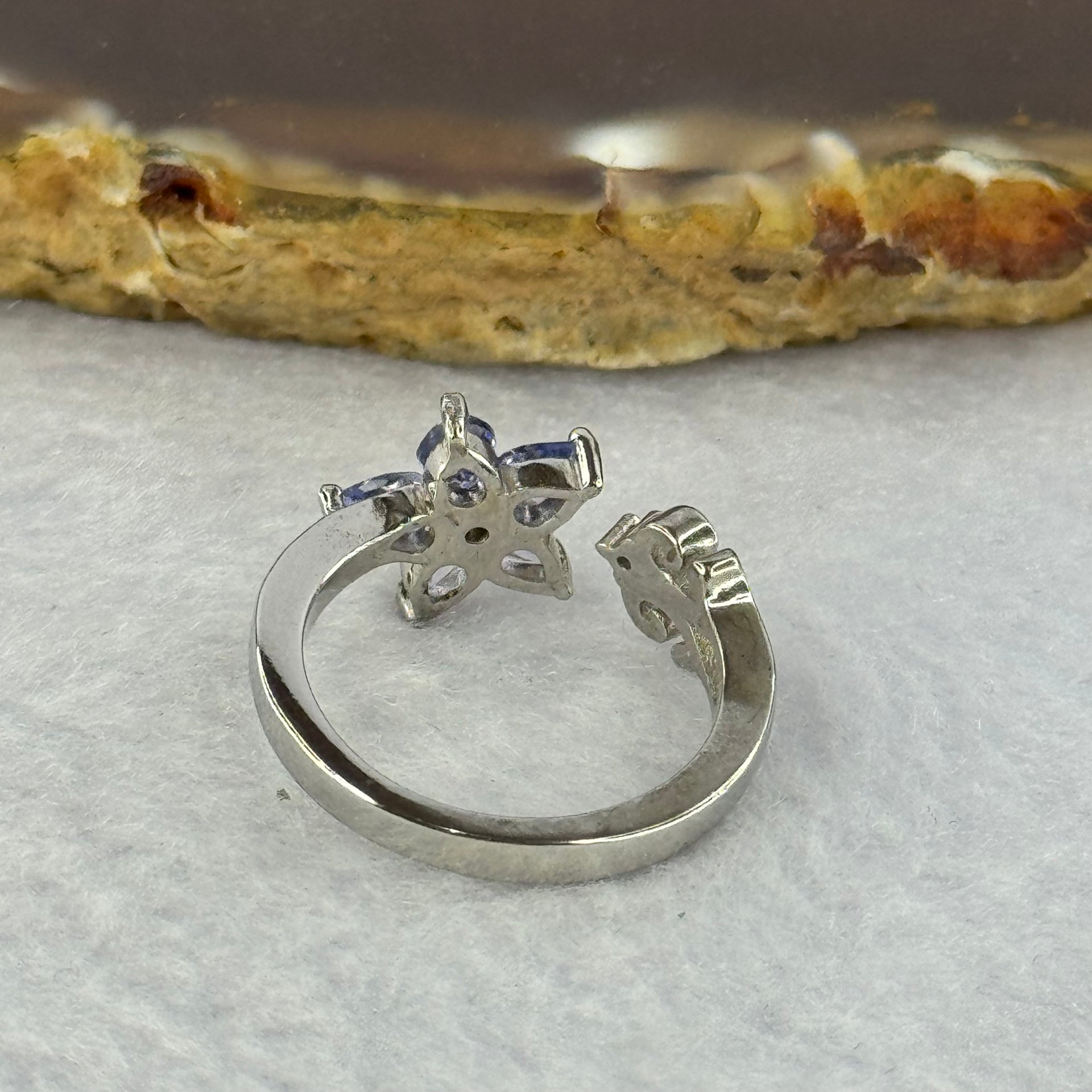 Natural Blue Topaz In 925 Sliver Ring 2.98g 3.6 by 2.9 by 2.0mm US 5.5 / HK 12 - Huangs Jadeite and Jewelry Pte Ltd