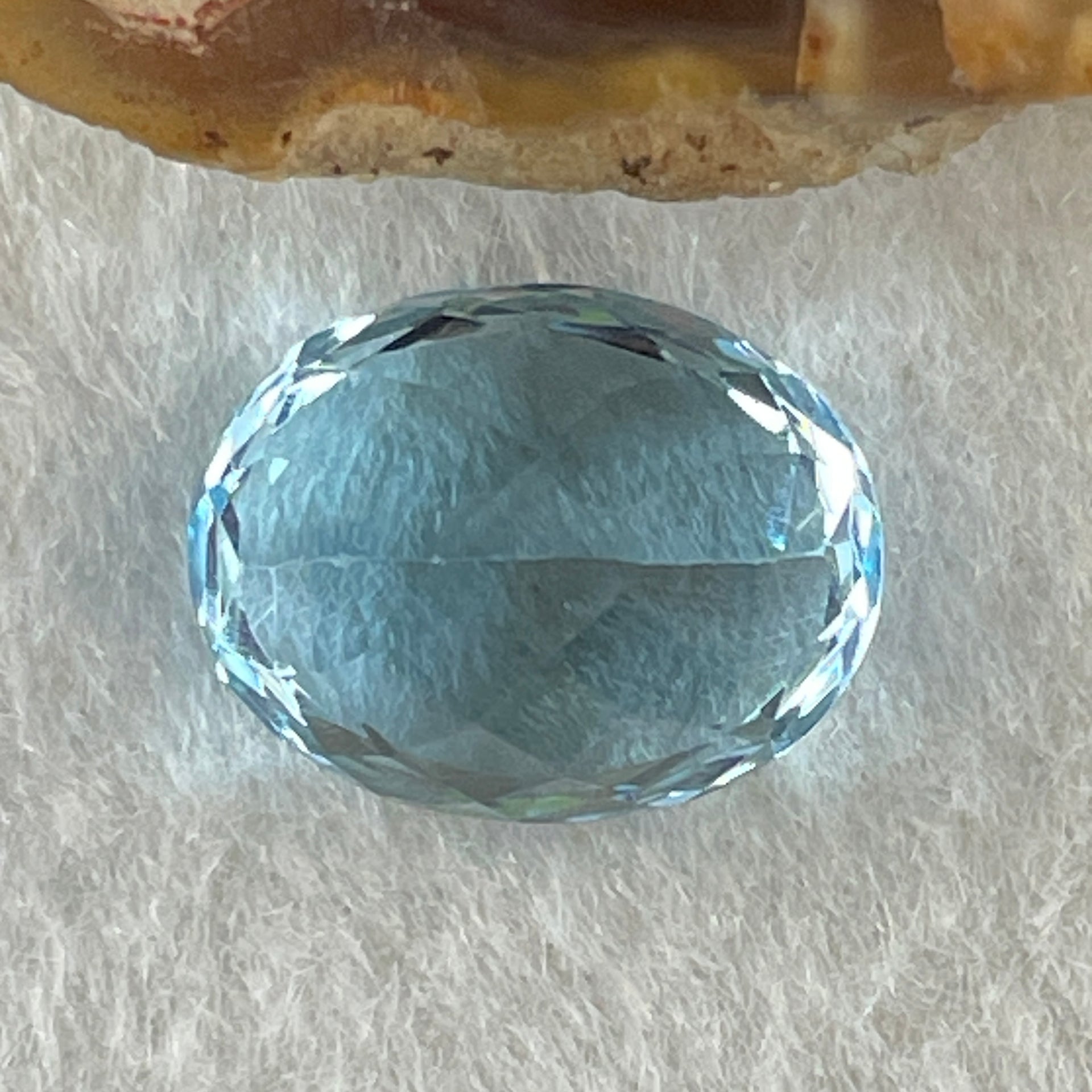Natural Sky Blue Topaz Oval Shape 11.63ct 14.5 by 11.3 by 8.4mm - Huangs Jadeite and Jewelry Pte Ltd