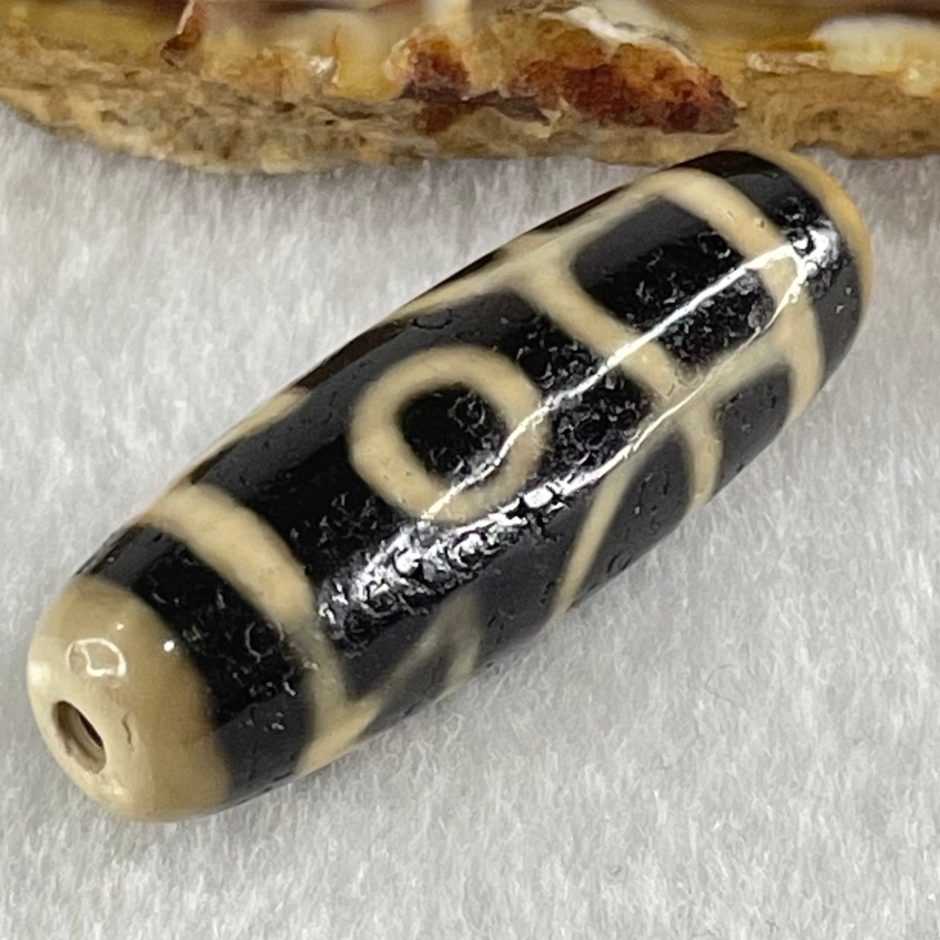 Natural Powerful Tibetan Old Oily Agate Huan Xi Fo Dzi Bead Heavenly Master (Tian Zhu) 歡喜佛天珠 9.93g 38.7 by 12.8mm - Huangs Jadeite and Jewelry Pte Ltd