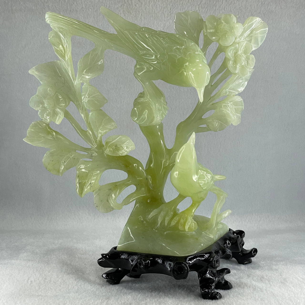 Natural Green Serpentine Twin Magpie Birds on Tree with Wooden Stand Display 712.9g 145.0 by 90.0 by 210.0mm