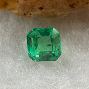 Natural Colombia Vivid Green Emerald (Beryl) Cut-Cornered Square Step cut 0.43ct 4.4 by 4.4 by 3.1mm - Huangs Jadeite and Jewelry Pte Ltd