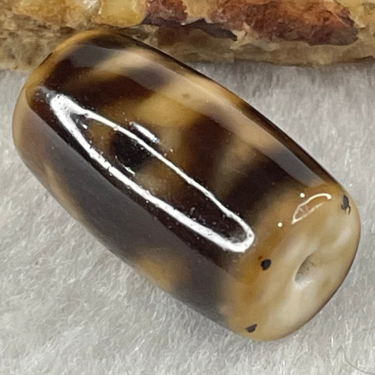 Natural Powerful Tibetan Old Oily Agate Patina Guiren Tairen Human Dzi Bead Totem Amulet Heavenly Master (Tian Zhu) 贵人天诛 4.86g 20.2 by 11.6mm - Huangs Jadeite and Jewelry Pte Ltd