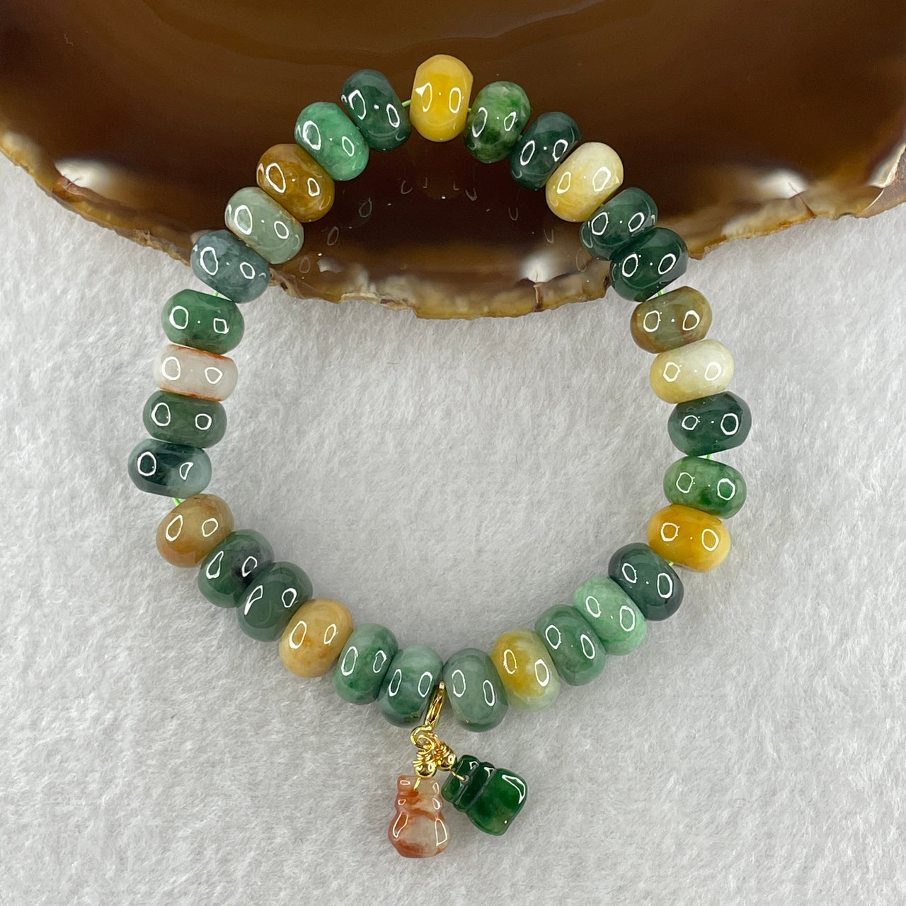 Natural Type A Muti Tone Greens with Yellow and Red Jadeite Donut Shape Beads with Old Mine Spicy Green and Red Jadeite Money Bag in Gold Color Charm Bracelet 43.37g 17cm 10.3mm 31 Beads (Burnt)