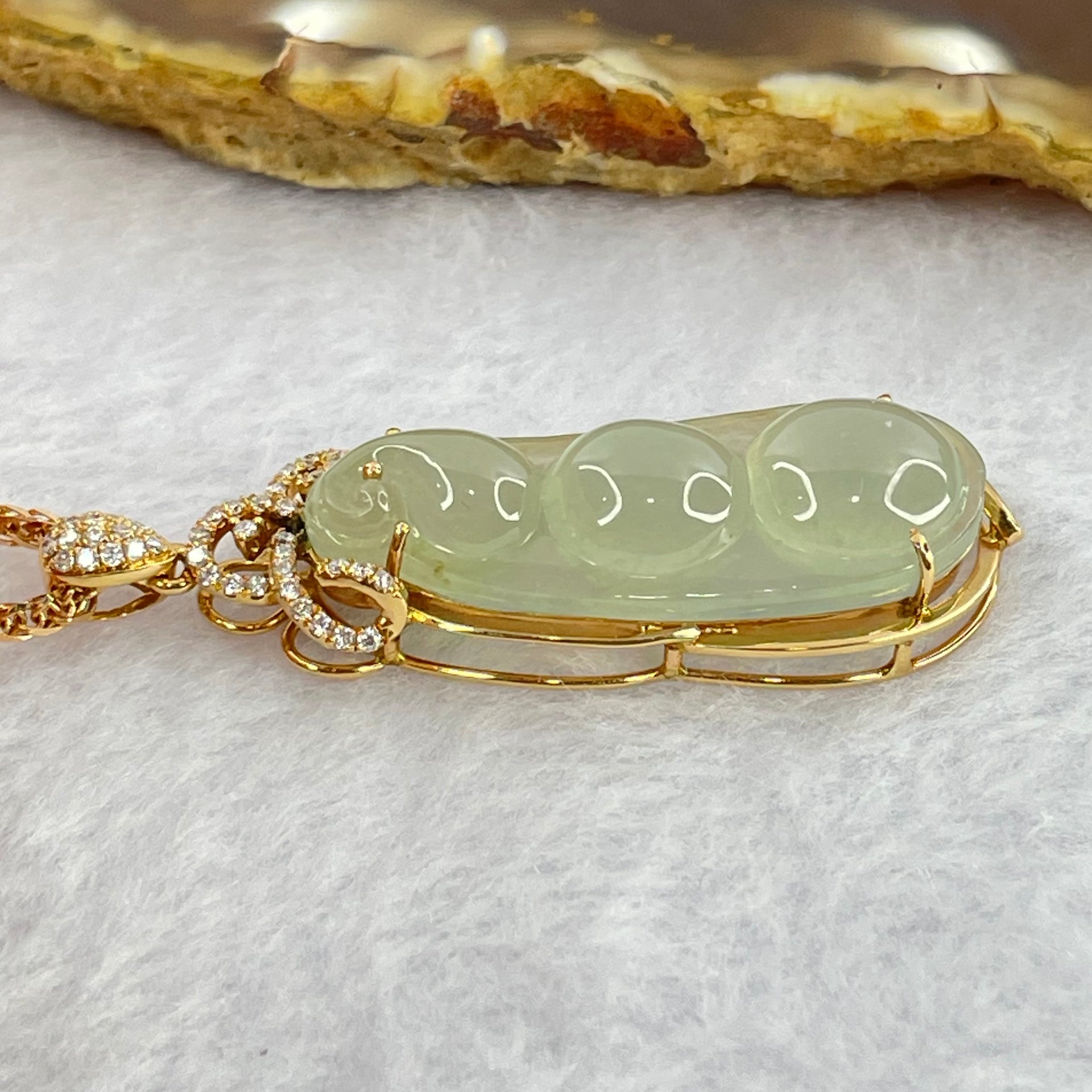 18K 750 Rose Gold Type A Icy Light Green Jadeite Peapod 31.77 by 12.5 by 5.0mm with Natural Diamonds and 18K 750 Rose Gold Necklace 5.14g Total Weigh 12.47g - Huangs Jadeite and Jewelry Pte Ltd