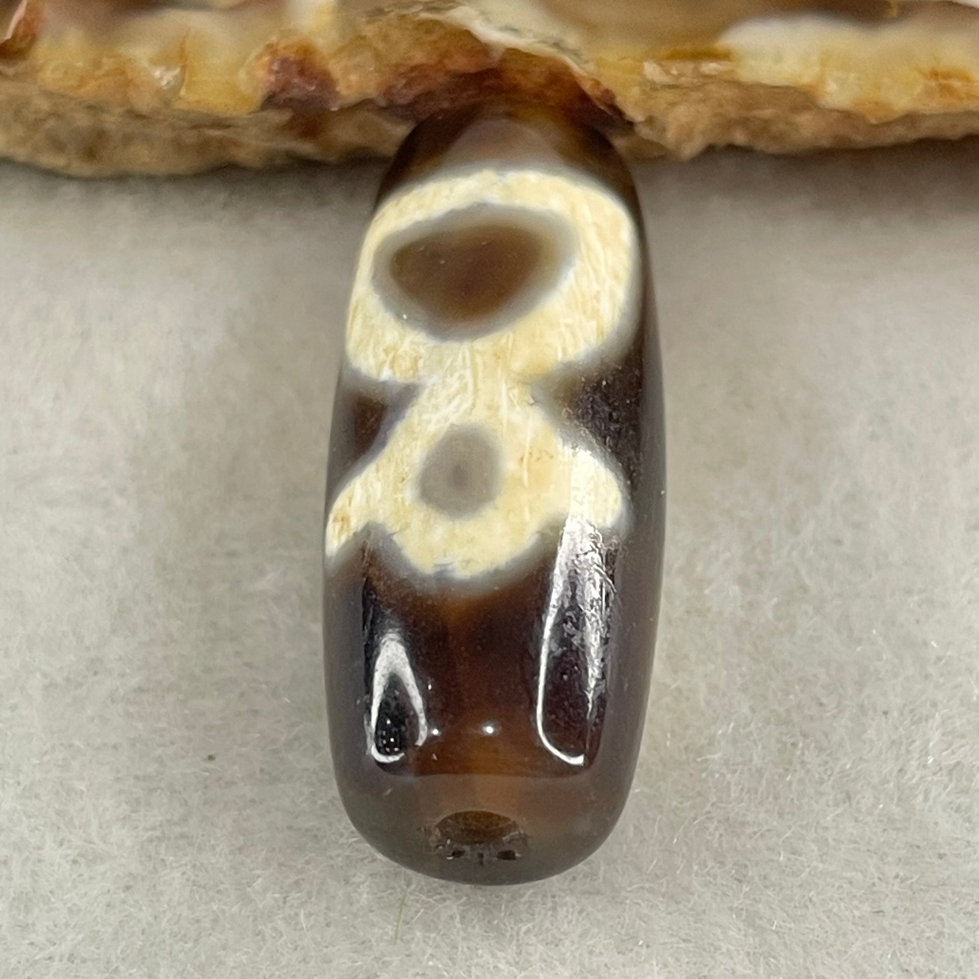 Natural Powerful Tibetan Old Oily Agate Double Cai Shen Dzi Bead Heavenly Master (Tian Zhu) 双财神长天珠 5.72g 28.7 by 11.1mm - Huangs Jadeite and Jewelry Pte Ltd