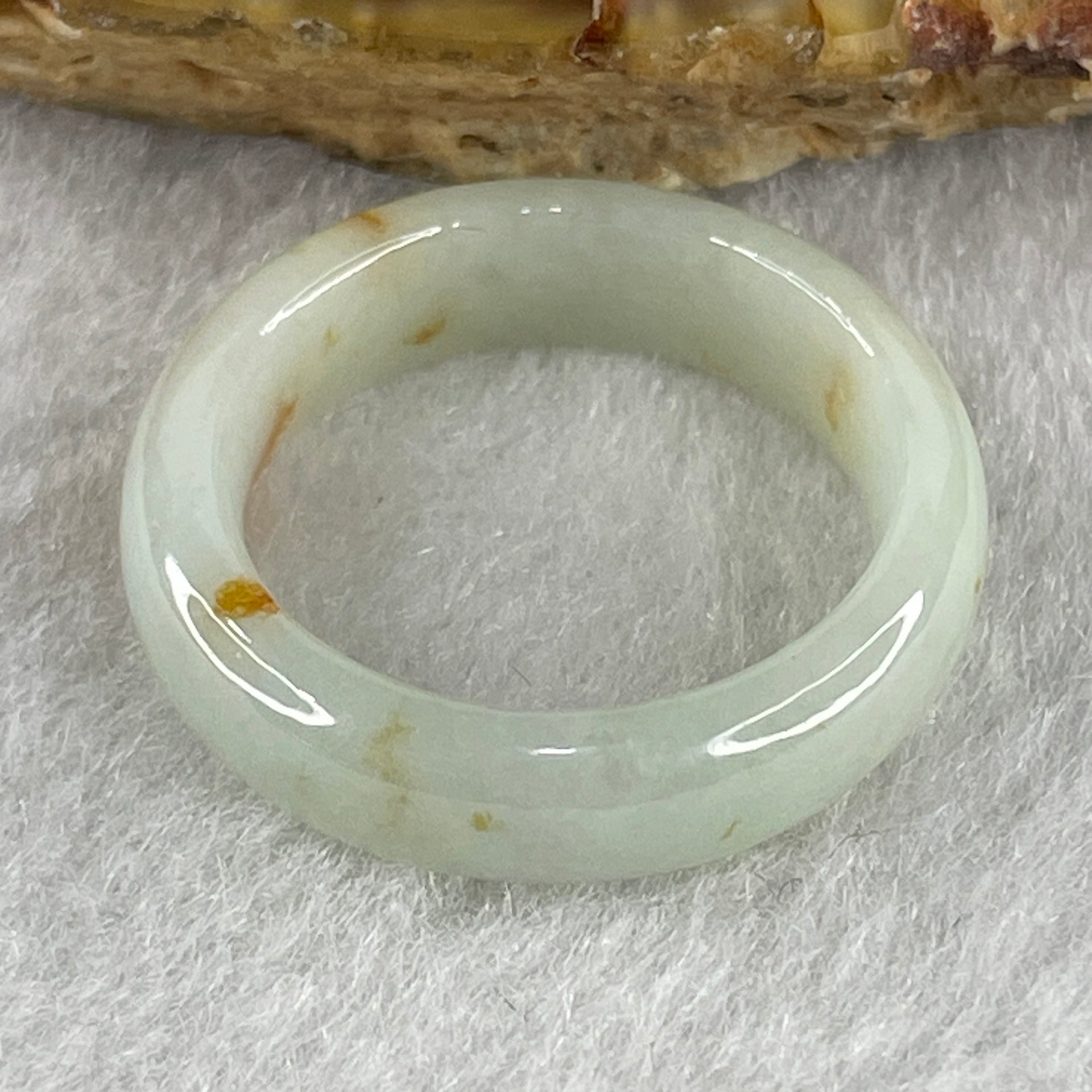 Certified Type A Light Green with Reddish Spot Jadeite Rings 3.06g 5.6 by 3.4mm US 6.8 HK 15 (Close To Perfect ) - Huangs Jadeite and Jewelry Pte Ltd