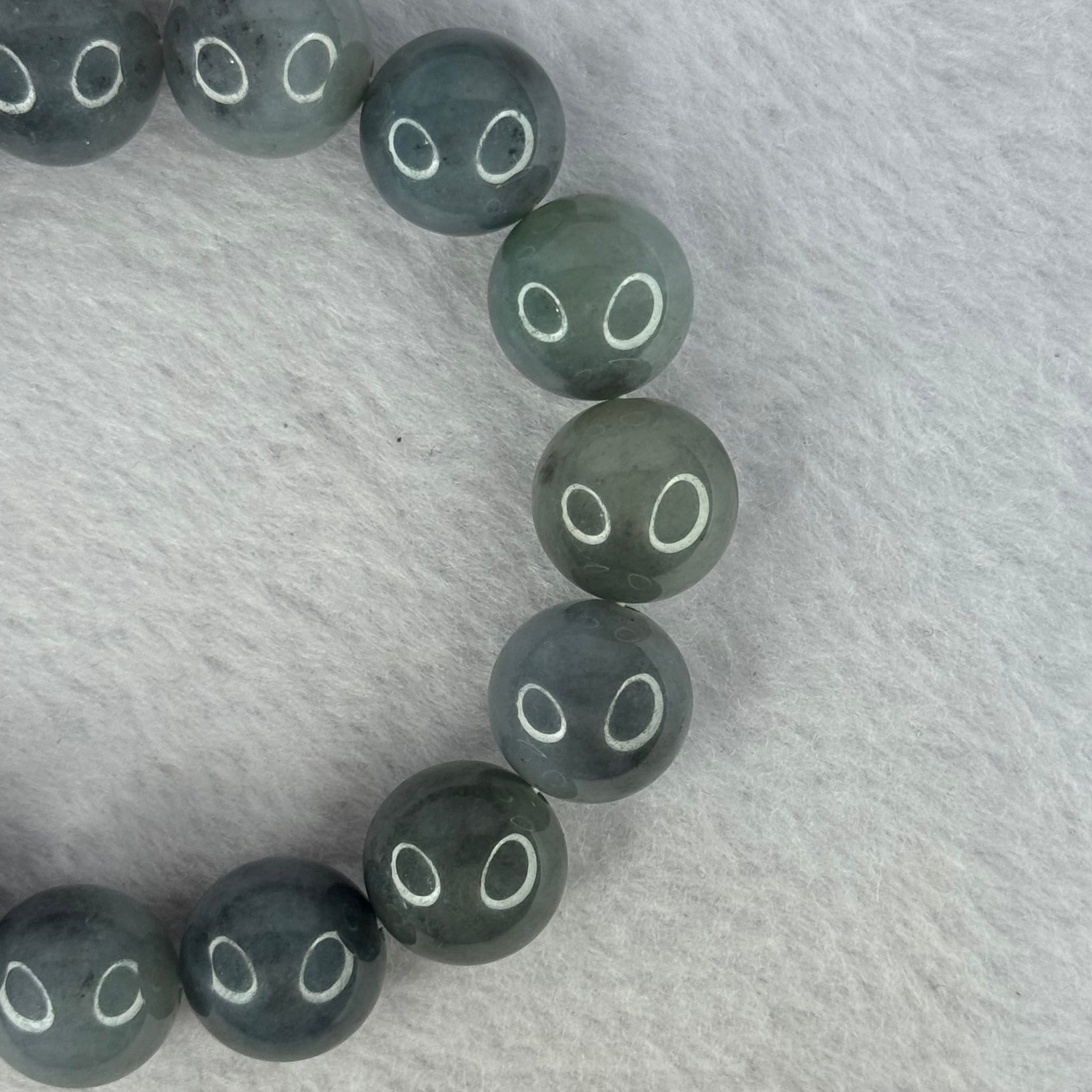 Type A Grey Wuji Green Jadeite Beads Bracelet 73.17g 18.5cm 14.2mm 15 Beads - Huangs Jadeite and Jewelry Pte Ltd