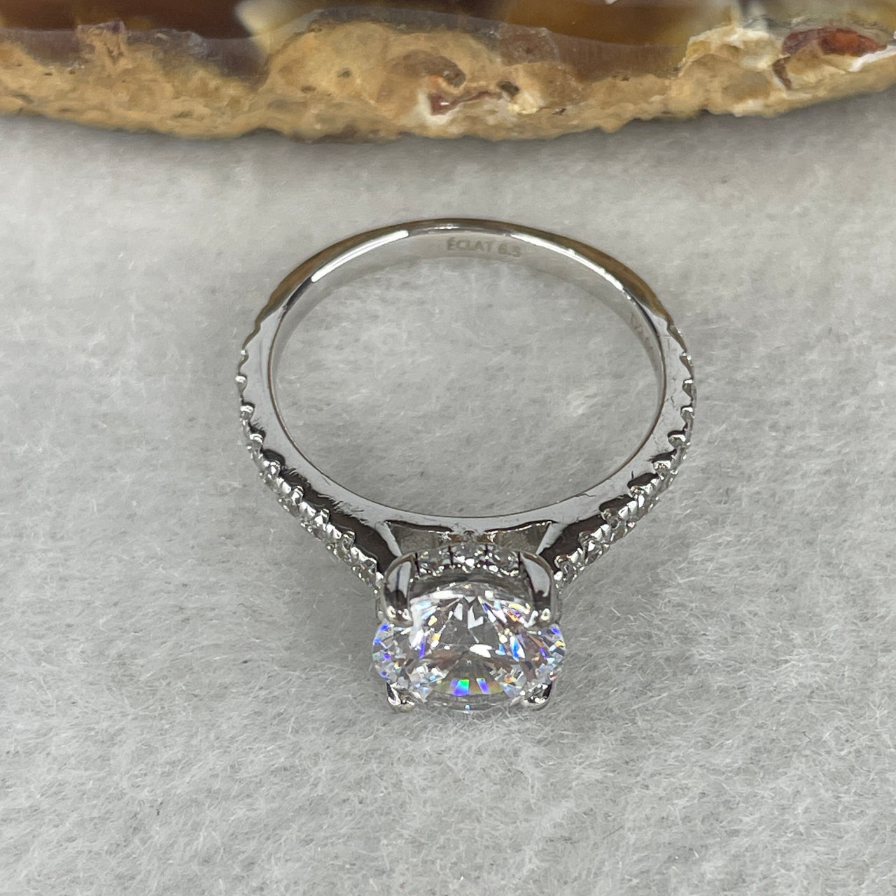 GRA Certified 2ct Moissanite Engagement Ring S925 Silver - 8mm D VVS1 Triple Excellent Cut - Substantial 3.25g Solitaire Ring US 6.7 / HK 14.8