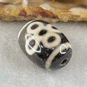Natural Powerful Tibetan Old Oily Agate 5 Eyes Lightning Dzi Bead Heavenly Master (Tian Zhu) 五眼闪电天珠 4.43g 17.7 by 12.8mm - Huangs Jadeite and Jewelry Pte Ltd