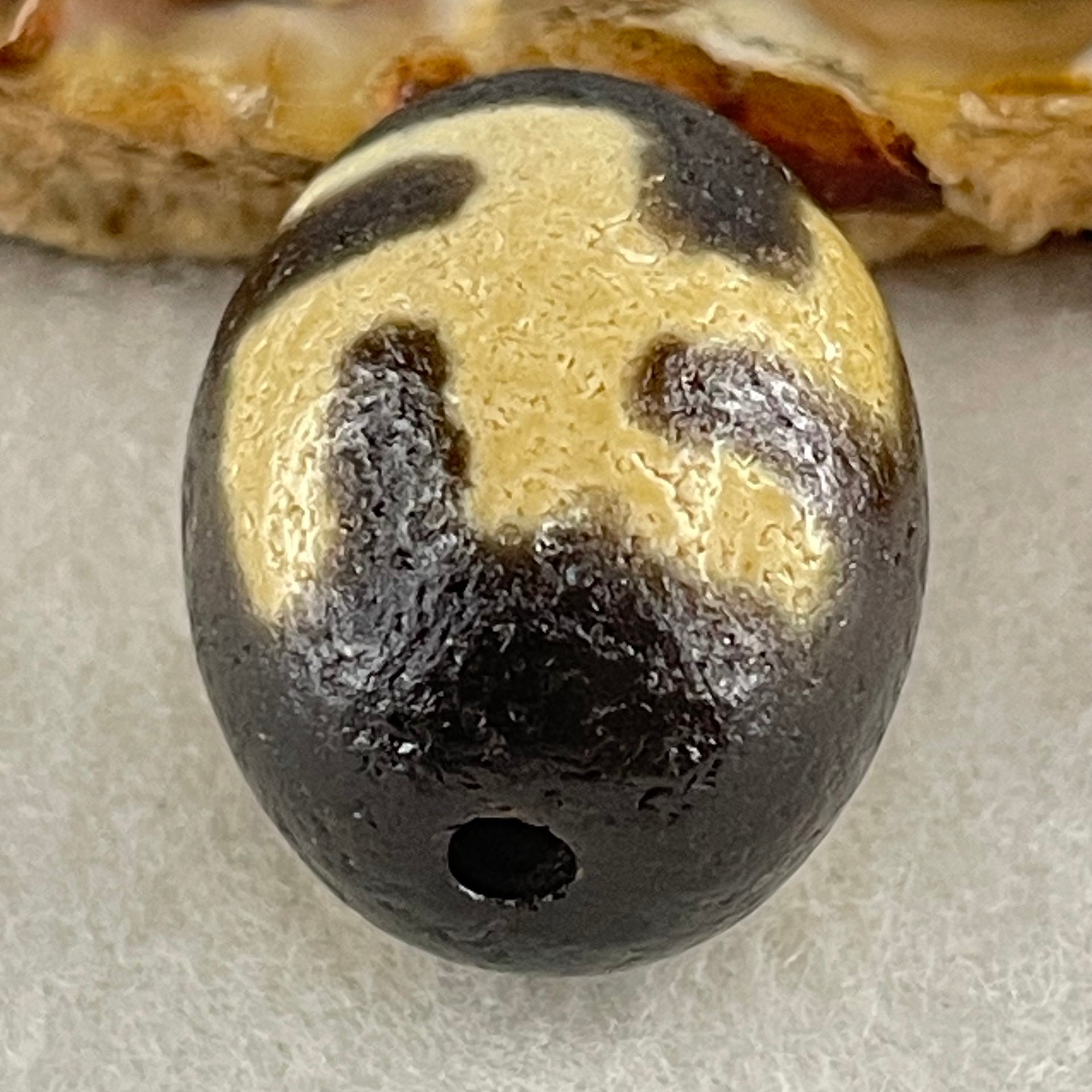 Natural Powerful Tibetan Old Oily Agate Double Swastika Dzi Bead (Hotu Dzi) 8.01g 20.5 by 16.5mm - Huangs Jadeite and Jewelry Pte Ltd