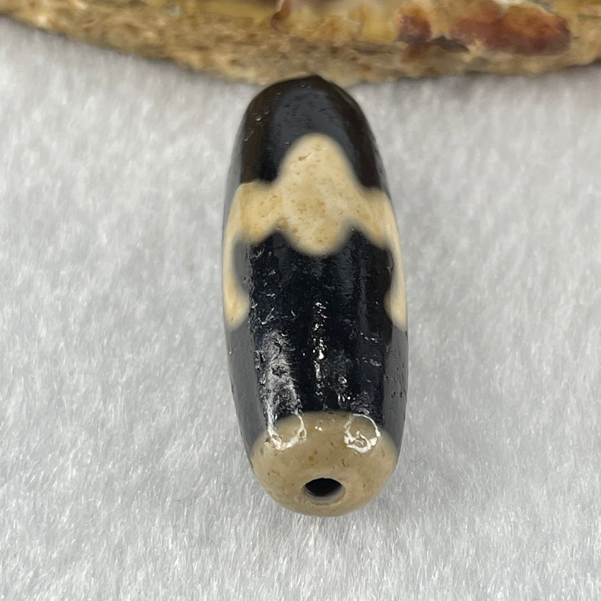 Natural Powerful Tibetan Old Oily Agate Bat with Insect or Happiness Fu Shou Dzi Bead Heavenly Master (Tian Zhu) 蝙蝠昆虫天珠 8.48g 37.9 by 12.1mm - Huangs Jadeite and Jewelry Pte Ltd