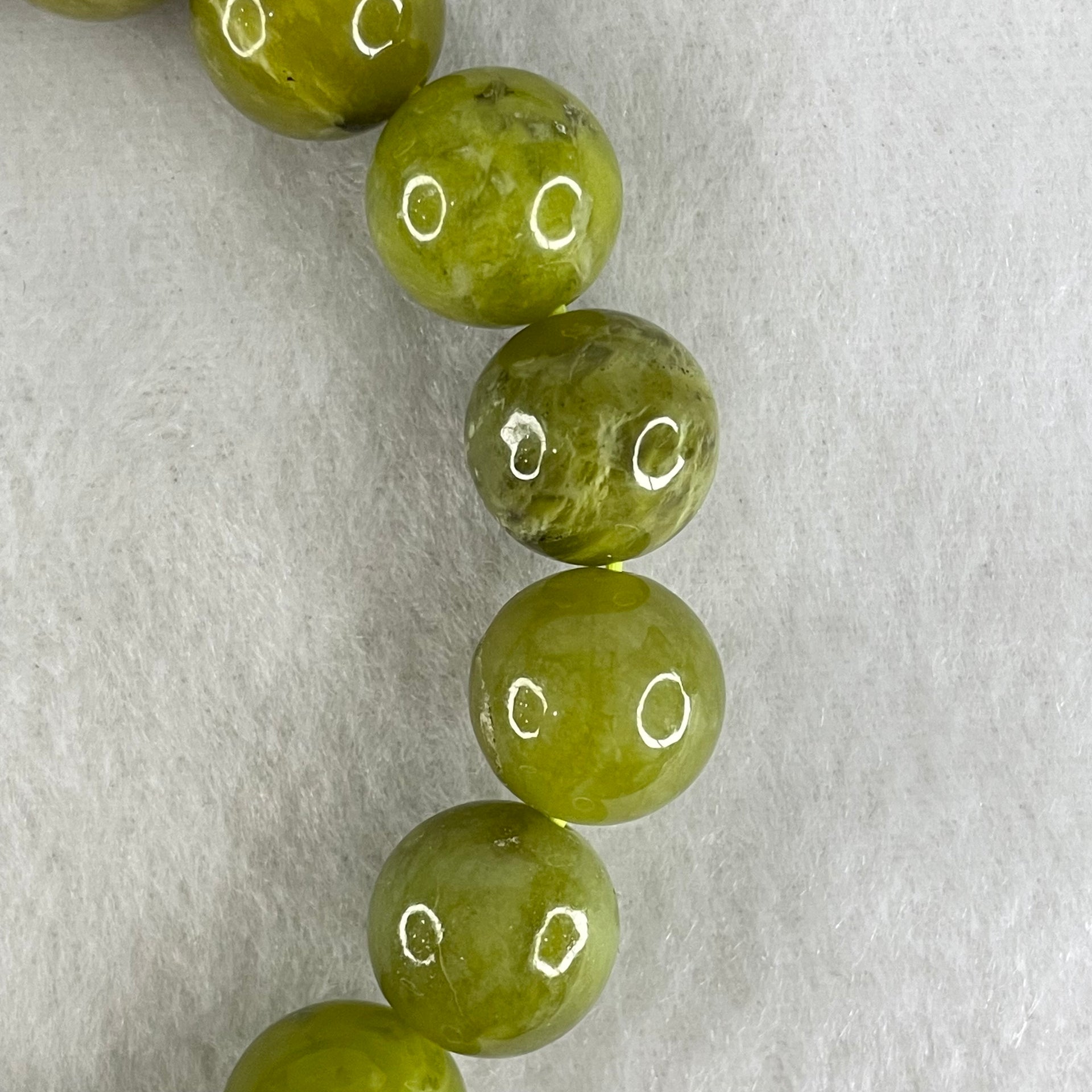 Natural Green Serpentine Jade Beads Bracelet 天然山由玉手链 52.89g 18cm 13.5mm 17 Beads - Huangs Jadeite and Jewelry Pte Ltd