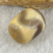 Natural Powerful Tibetan Old Oily Agate Tiger Tooth Daluo Dzi Bead Heavenly Master (Tian Zhu) 虎呀天诛 2.59g 13.4 by 11.0mm - Huangs Jadeite and Jewelry Pte Ltd