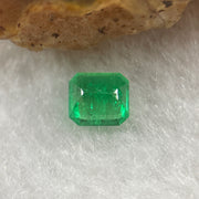 Natural Colombia Green Emerald (Beryl) Cut-Cornered Rectangular step cut 0.60ct 5.5 by 5.0 by 2.9mm - Huangs Jadeite and Jewelry Pte Ltd