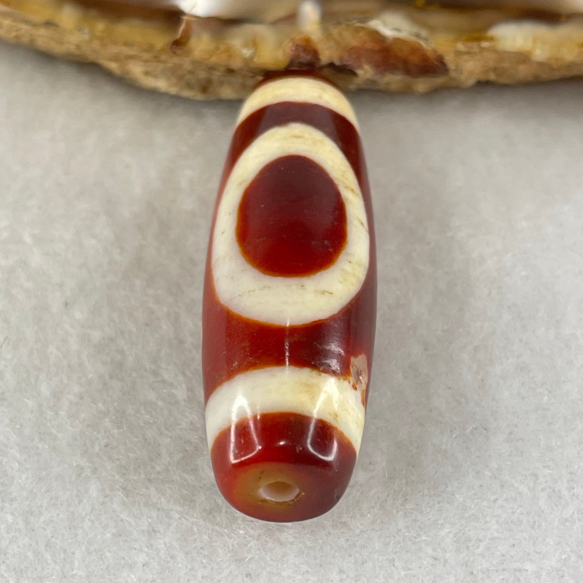 Natural Powerful Tibetan Old Oily Red White Agate One Eye Water Element Dzi Bead Heavenly Master (Tian Zhu) 一眼水元素天珠 9.44g 37.8 by 12.7mm - Huangs Jadeite and Jewelry Pte Ltd