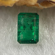 Natural Colombia Green Emerald (Beryl) Cut-Cornered Rectangular step cut 0.81ct 6.5 by 4.5 by 3.6mm - Huangs Jadeite and Jewelry Pte Ltd