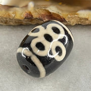 Natural Powerful Tibetan Old Oily Agate 5 Eyes Lightning Dzi Bead Heavenly Master (Tian Zhu) 五眼闪电天珠 4.84g 17.6 by 13.4mm - Huangs Jadeite and Jewelry Pte Ltd