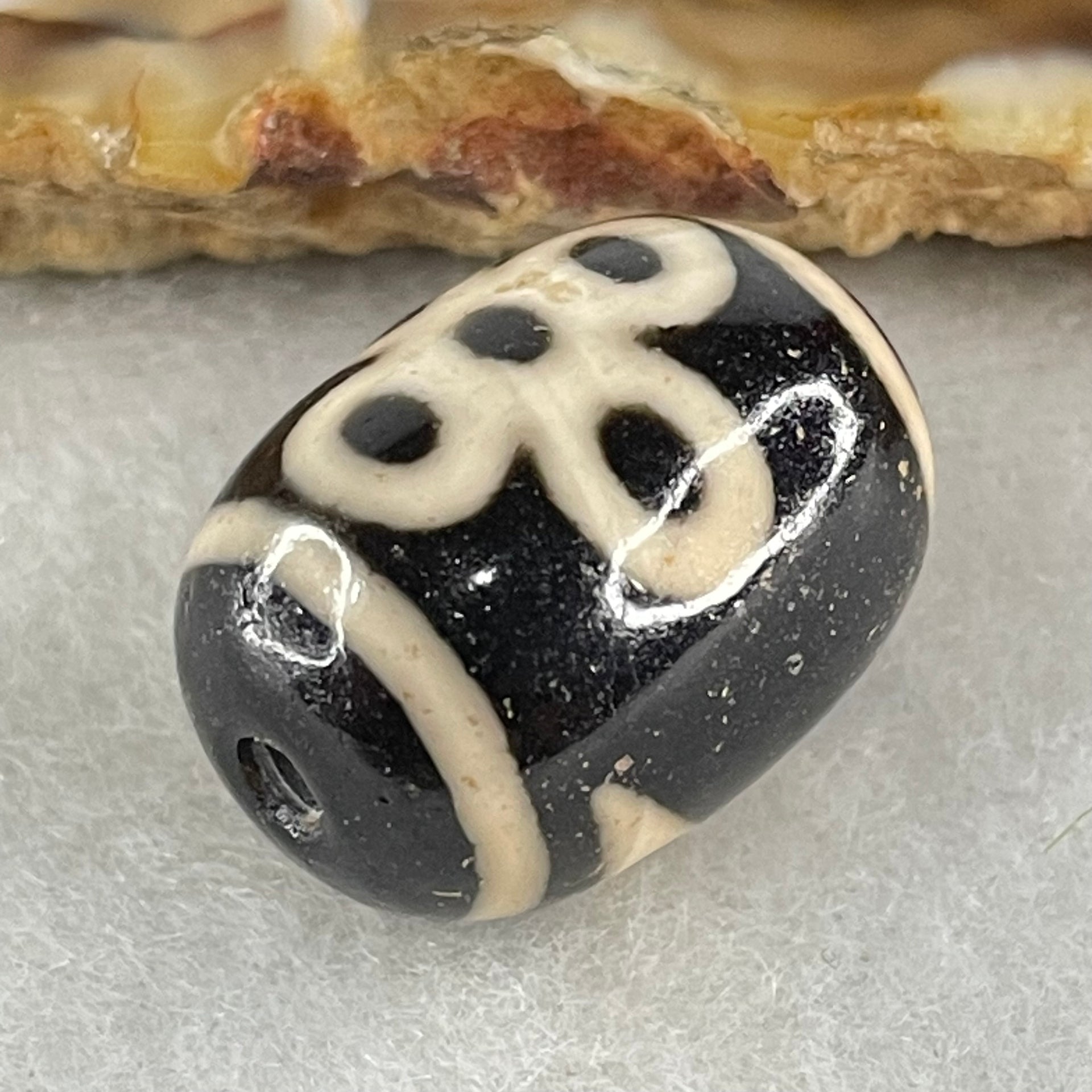 Natural Powerful Tibetan Old Oily Agate 5 Eyes Lightning Dzi Bead Heavenly Master (Tian Zhu) 五眼闪电天珠 4.71g 17.8 by 13.3mm - Huangs Jadeite and Jewelry Pte Ltd