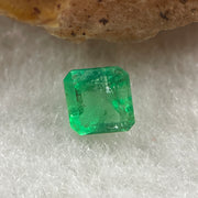 Natural Colombia Vivid Green Emerald (Beryl) Cut-Cornered Square Step cut 0.43ct 4.6 by 4.5 by 3.2mm - Huangs Jadeite and Jewelry Pte Ltd
