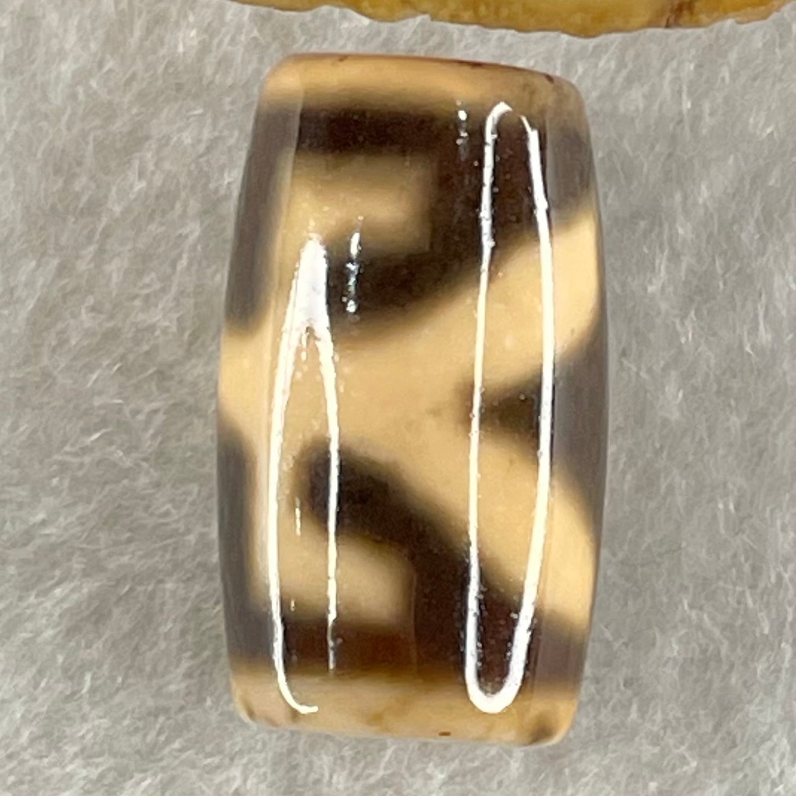 Natural Powerful Tibetan Old Oily Agate Patina Guiren Tairen Human Dzi Bead Totem Amulet Heavenly Master (Tian Zhu) 贵人天诛 4.92g 20.3 by 11.8mm - Huangs Jadeite and Jewelry Pte Ltd