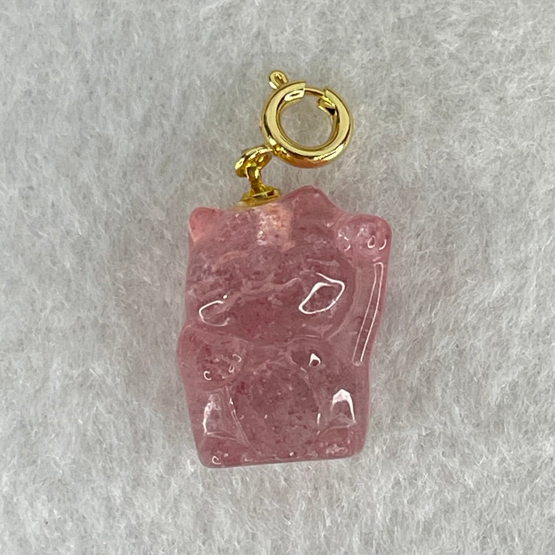 Natural Strawberry Quartz Fortune Cat Charm 4.00g 17.6 by 12.8 by 9.7mm - Huangs Jadeite and Jewelry Pte Ltd
