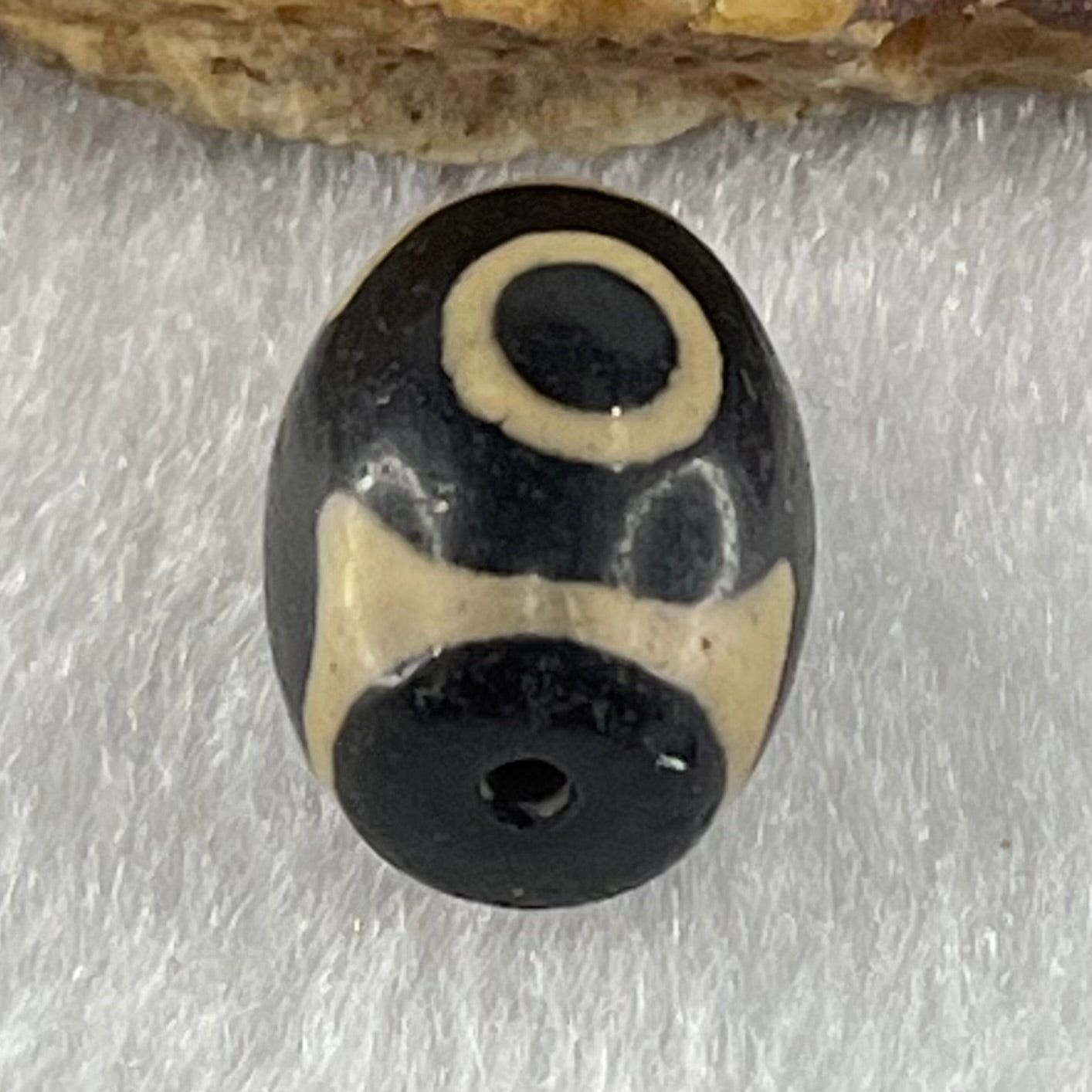 Natural Powerful Tibetan Old Oily Agate 3 Eyes Dzi Bead Heavenly Master (Tian Zhu) 三眼天诛 2.16g 13.7 by 10.4mm - Huangs Jadeite and Jewelry Pte Ltd