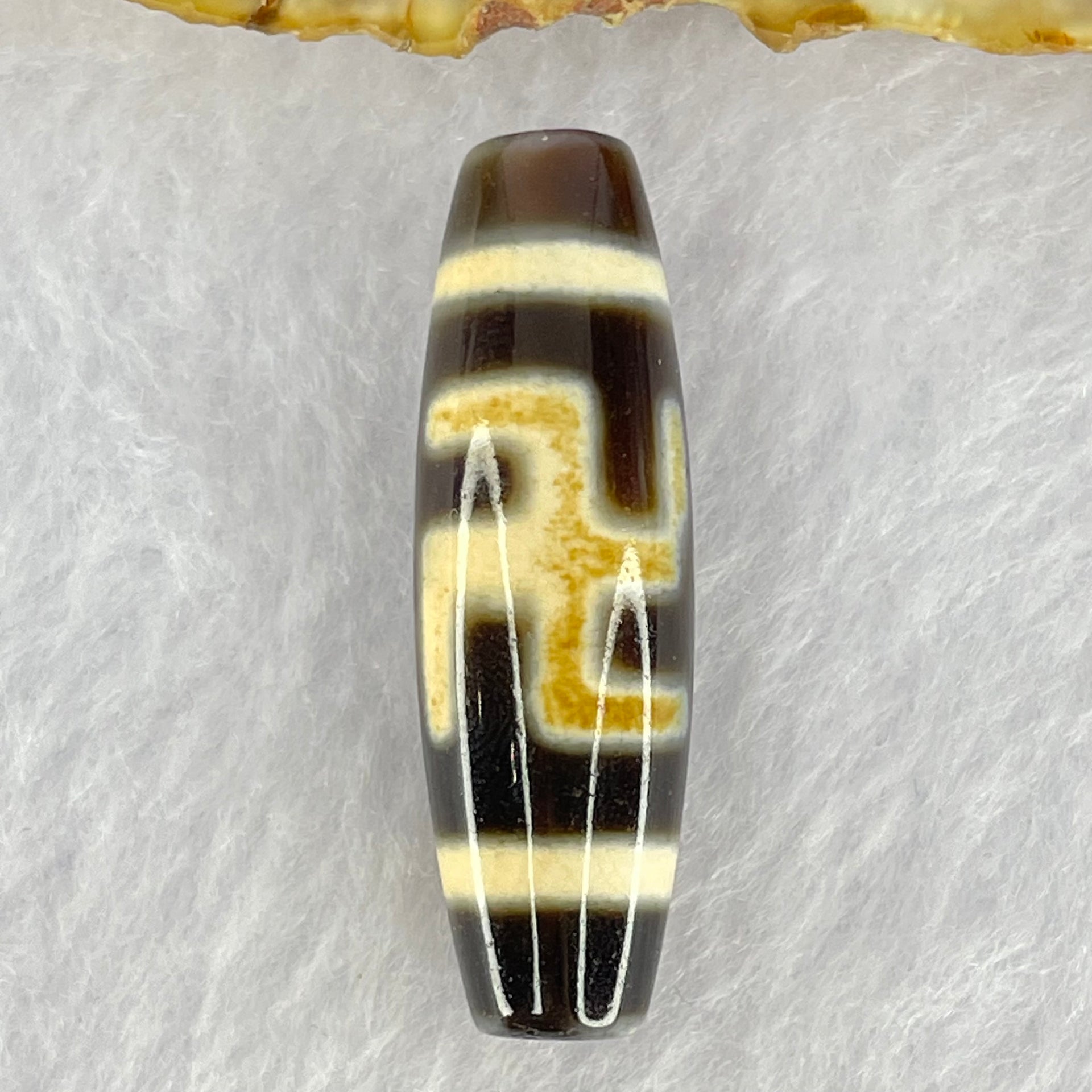 Natural Powerful Tibetan Old Oily Agate 1 Eye With Swastika Dzi Bead (Hotu Dzi) 7.76g 37.9 by 11.9mm - Huangs Jadeite and Jewelry Pte Ltd