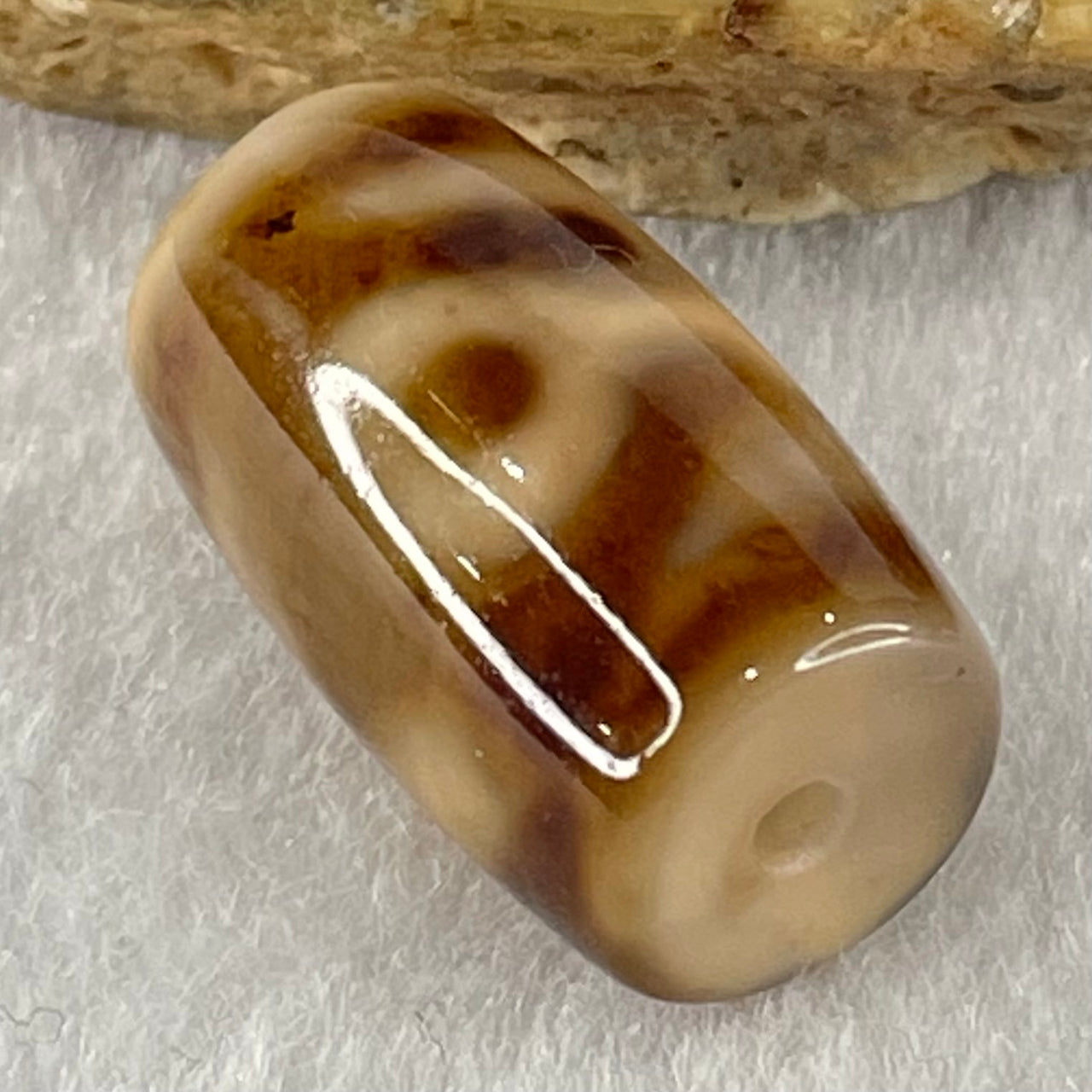 Natural Powerful Tibetan Old Oily Agate Patina Guiren Tairen Human Dzi Bead Totem Amulet Heavenly Master (Tian Zhu) 贵人天诛 4.87g 19.6 by 11.7mm - Huangs Jadeite and Jewelry Pte Ltd
