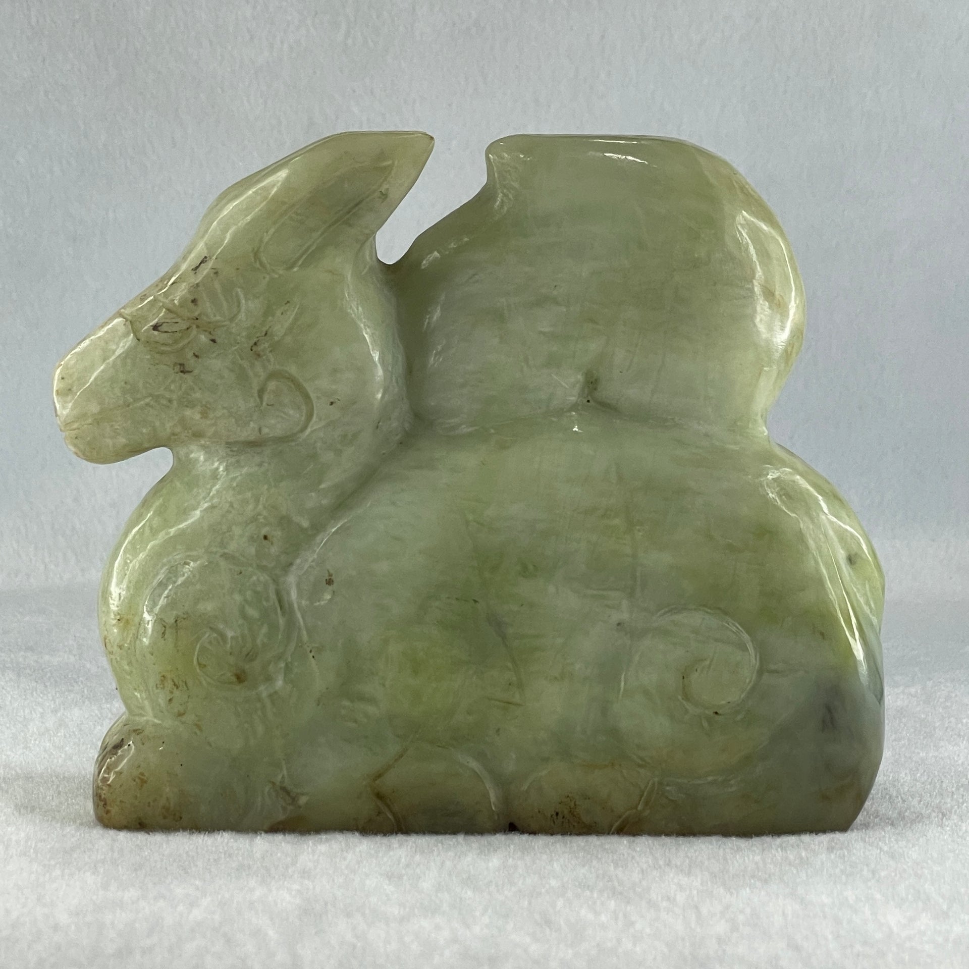 Natural Green Serpentine Deer with Longevity Peach Display 1,043.6g 135.0 by 43.0 by 115.0mm - Huangs Jadeite and Jewelry Pte Ltd