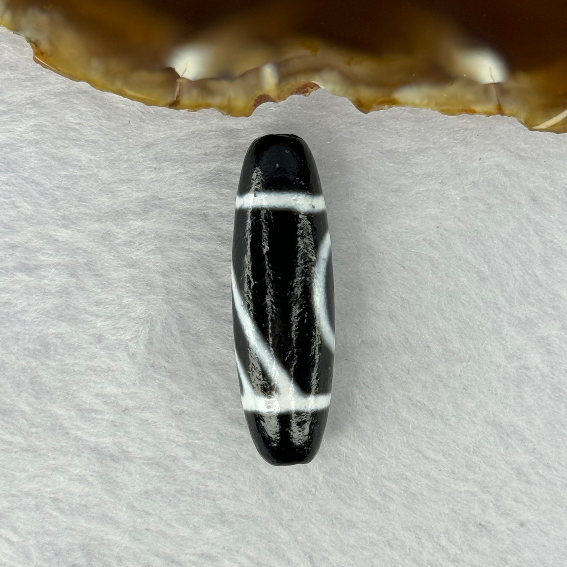 Natural Powerful Tibetan Old Oily Agate 1 Eye With Mountain Support Dzi Bead Heavenly Master (Tian Zhu) 一眼靠天珠 7.45g 38.0 by 11.8mm - Huangs Jadeite and Jewelry Pte Ltd