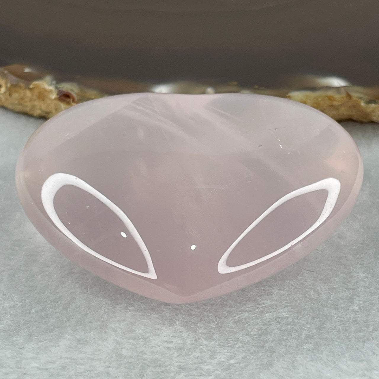 Above Average Grade Natural Rose Quartz Heart Shape Display 82.82g 49.2 by 59.0 by 20.8mm