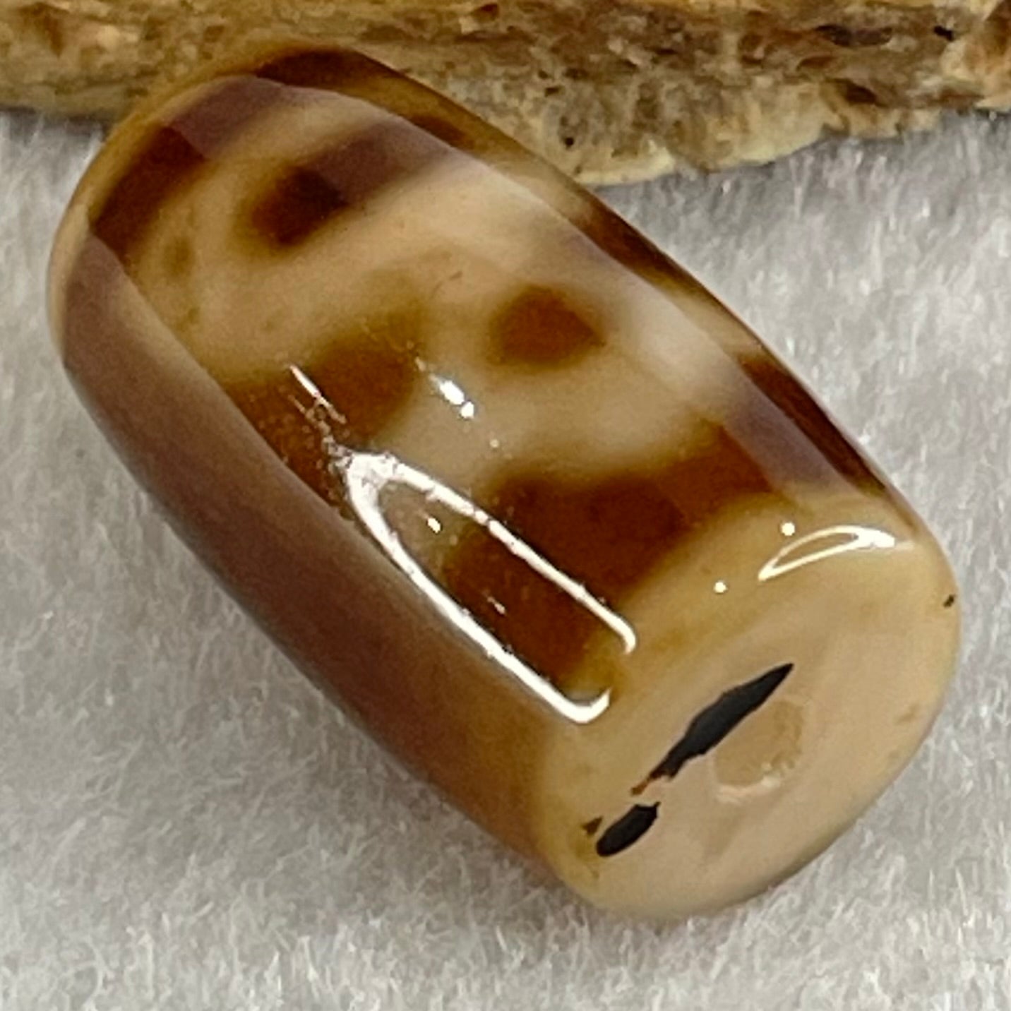 Natural Powerful Tibetan Old Oily Agate Double Cai Shen Dzi Bead Heavenly Master (Tian Zhu) 双财神长天珠 4.81g 20.3 by 11.8mm - Huangs Jadeite and Jewelry Pte Ltd