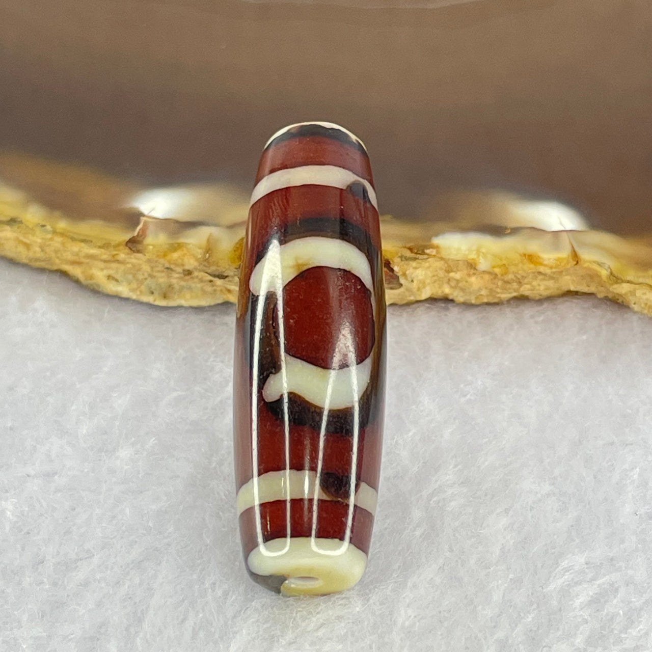 Natural Powerful Tibetan Old Oily Agate Sky Door Serenity 1 Eye Dzi Bead Heavenly Master (Tian Zhu) 一眼天诛 8.59g 37.8 by 12.0mm - Huangs Jadeite and Jewelry Pte Ltd